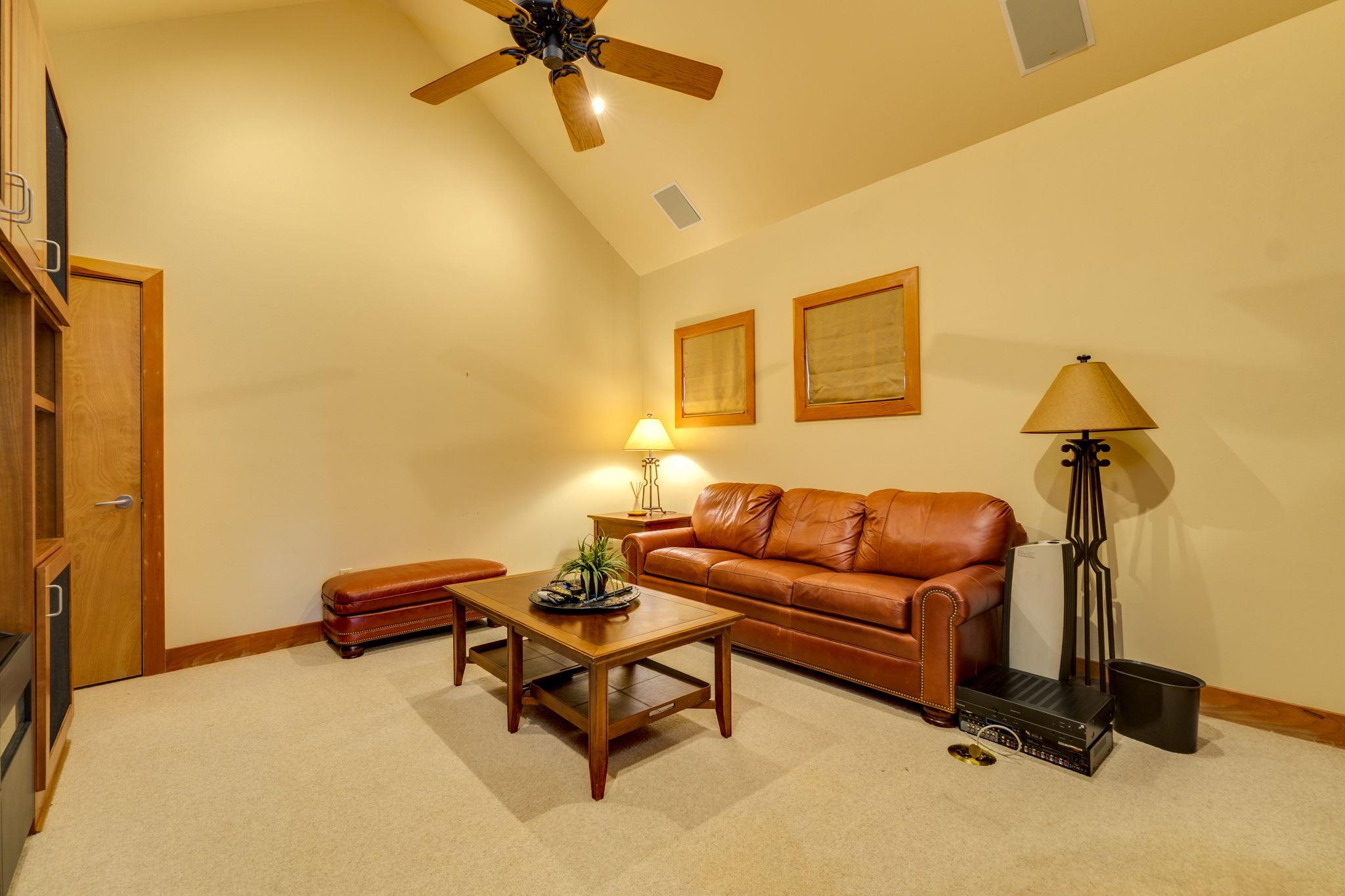 27426 Waterfall Hill Pkwy, Spicewood, TX 78669