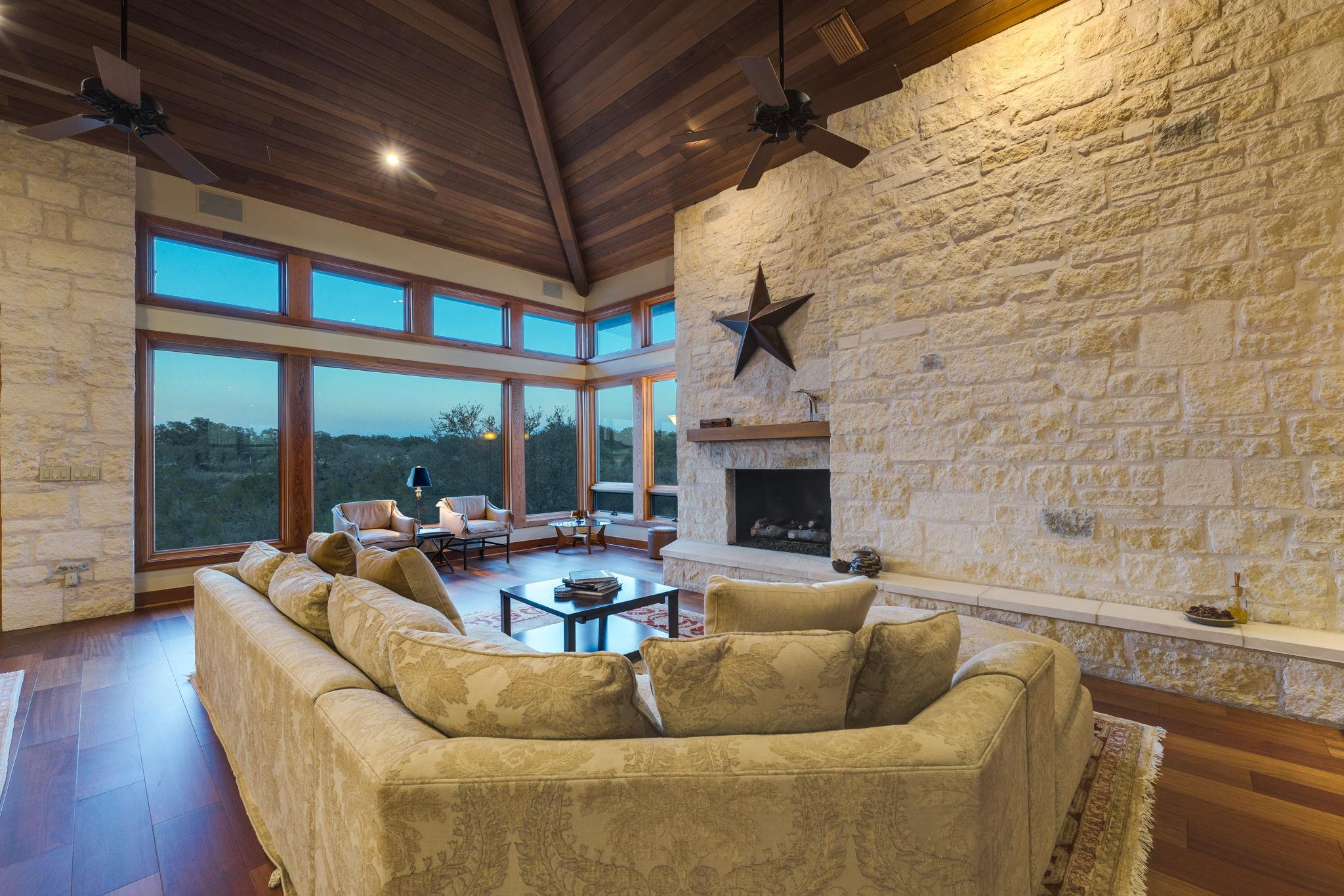 27426 Waterfall Hill Pkwy, Spicewood, TX 78669