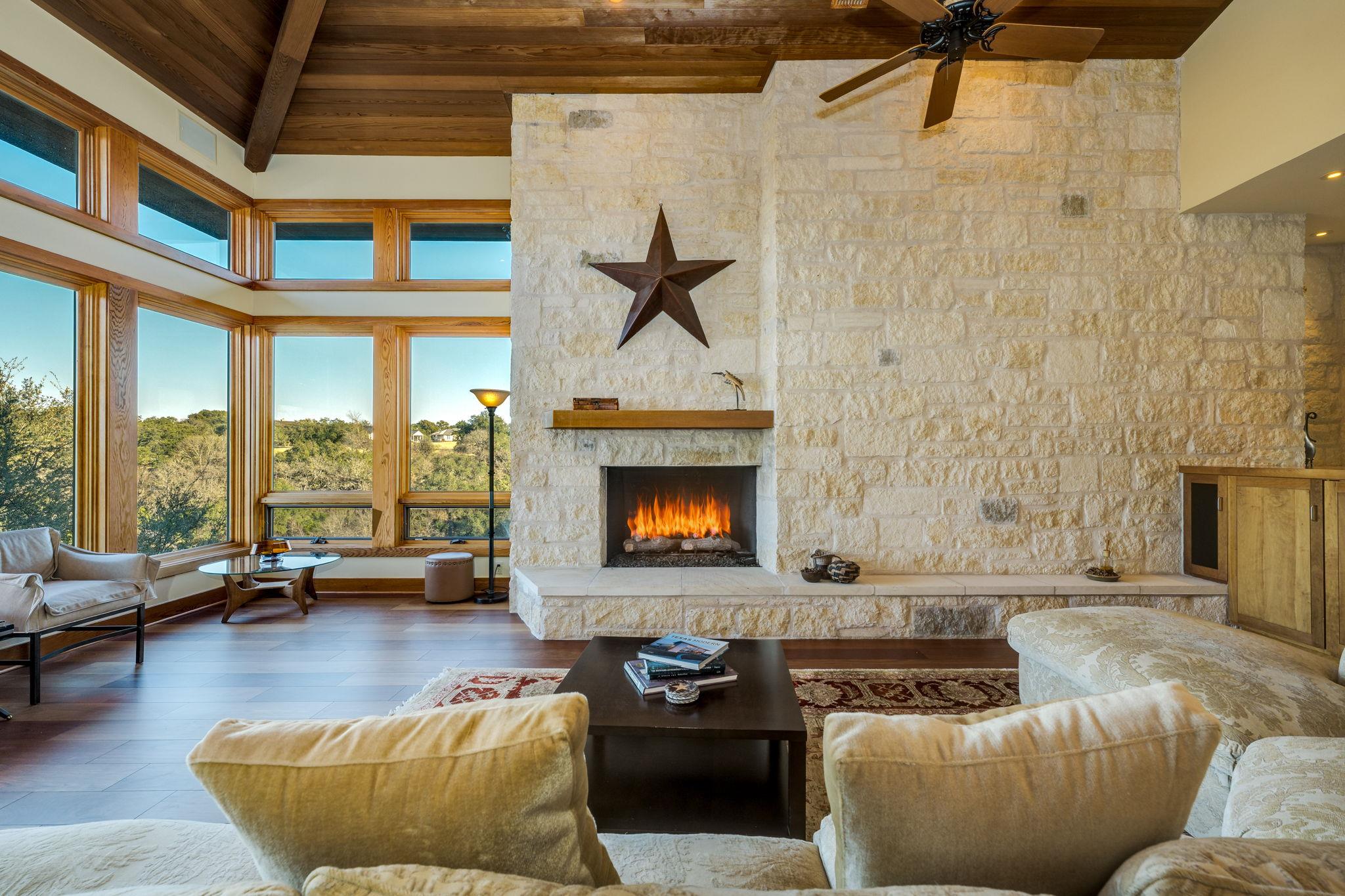 27426 Waterfall Hill Pkwy, Spicewood, TX 78669