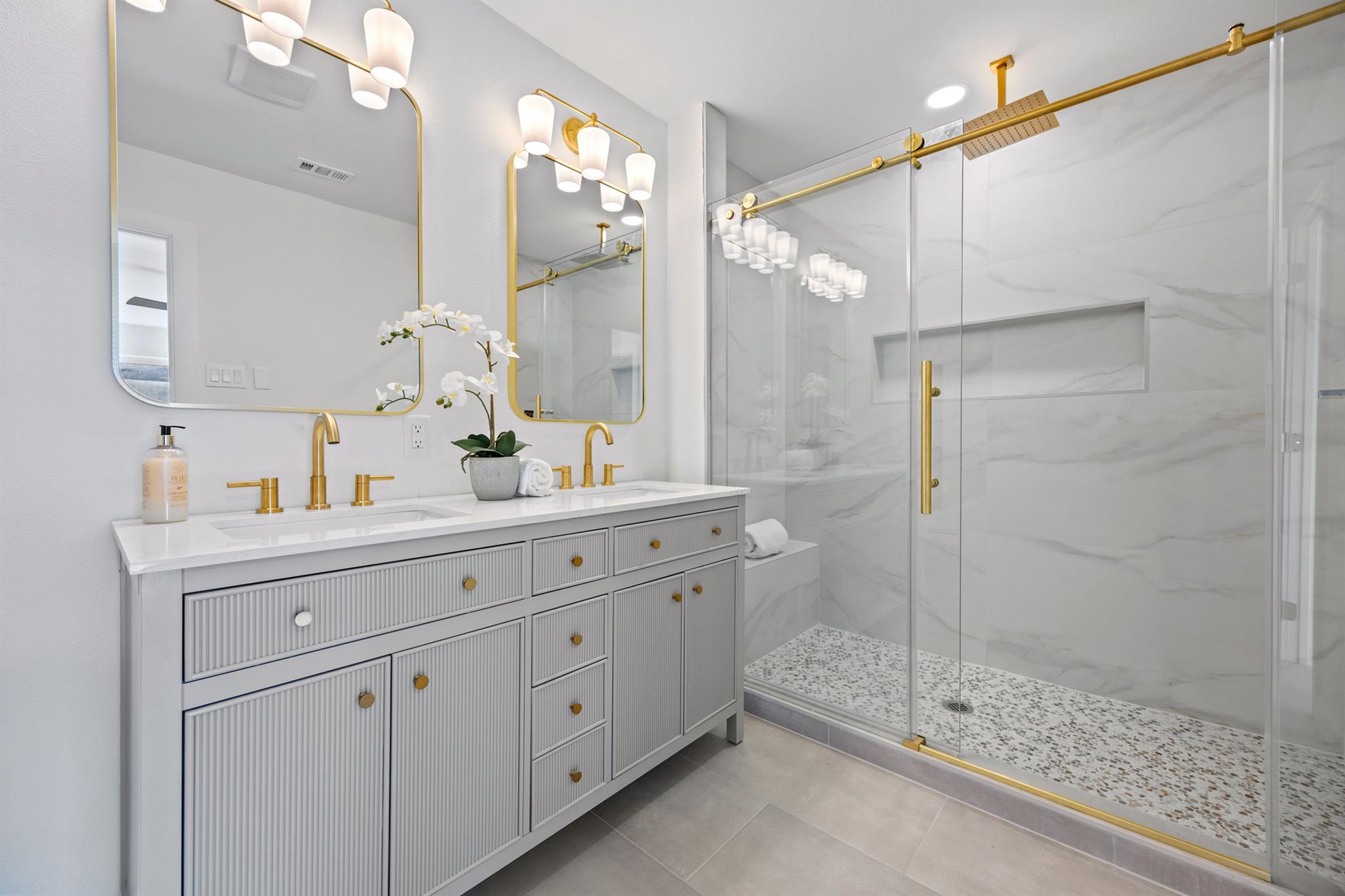 2602 Loyola Ln, Austin, TX 78723