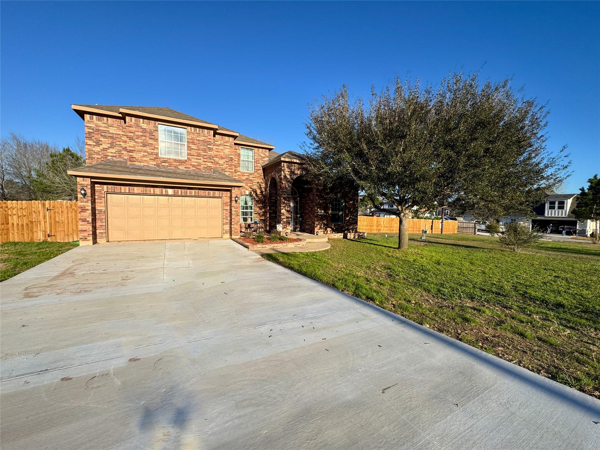 237 Cardinal Dr, Bastrop, TX 78659