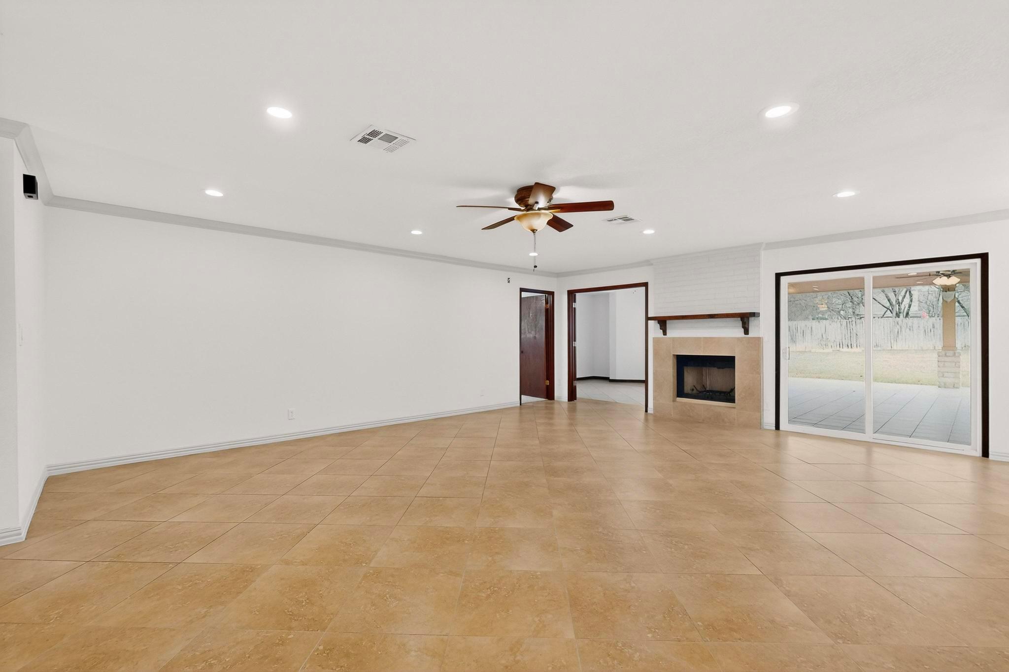 300 Hickok Ct, Austin, TX 78753