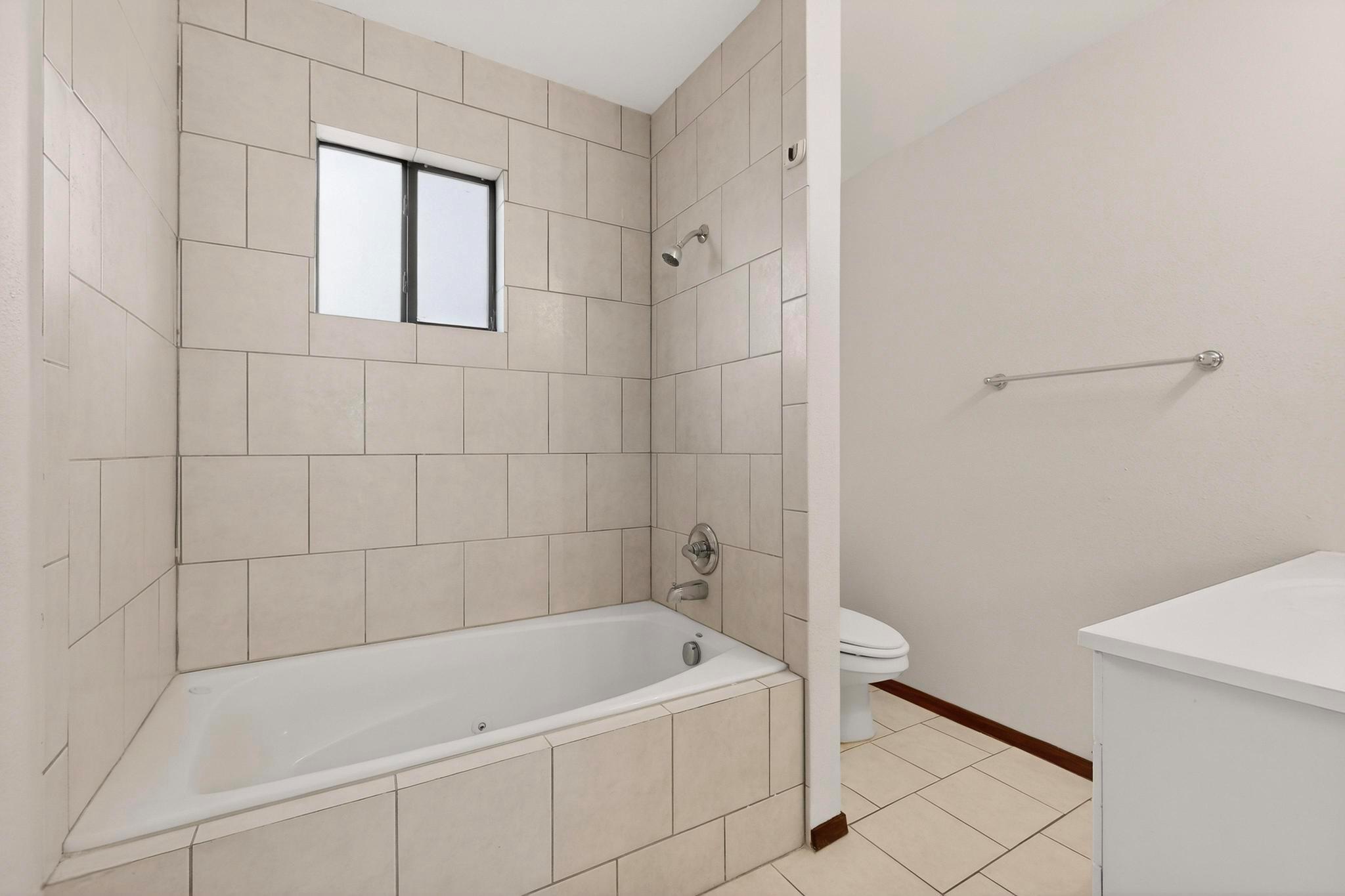 300 Hickok Ct, Austin, TX 78753