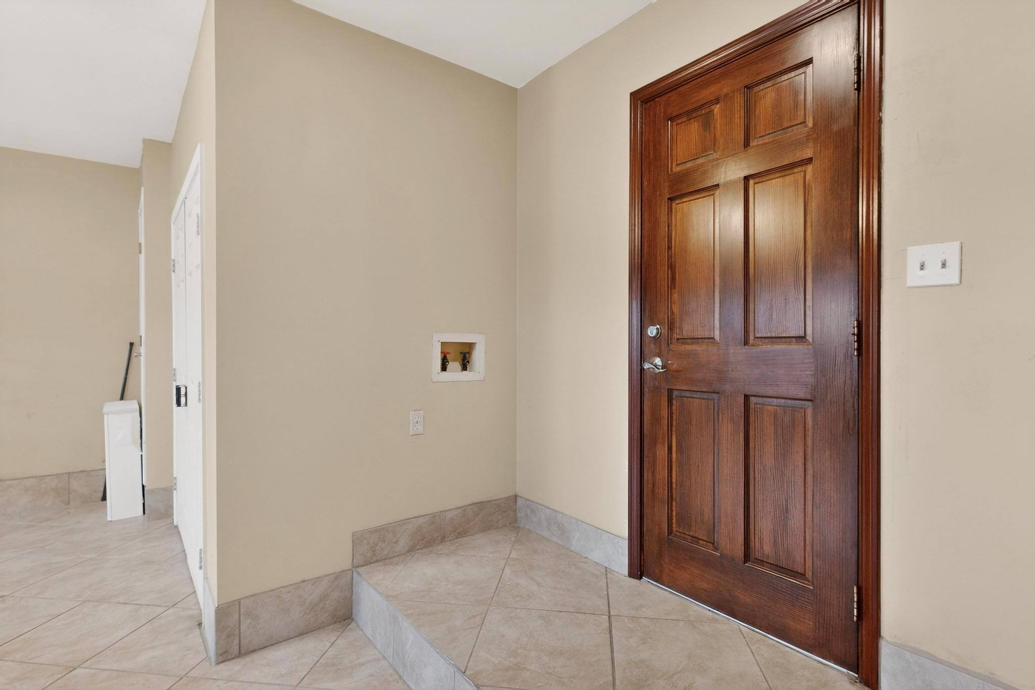 300 Hickok Ct, Austin, TX 78753