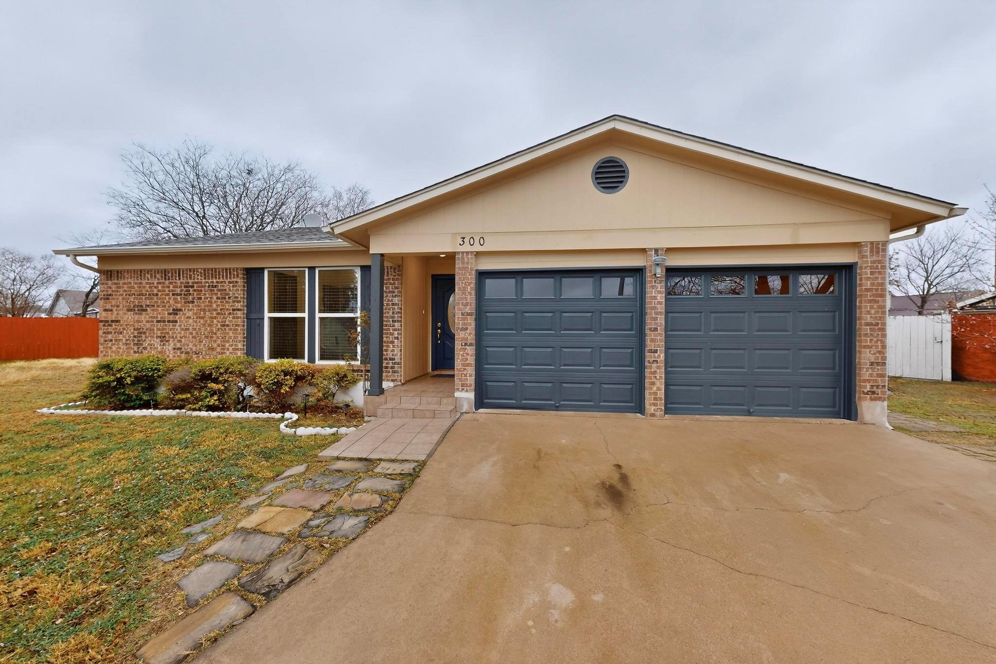 300 Hickok Ct, Austin, TX 78753