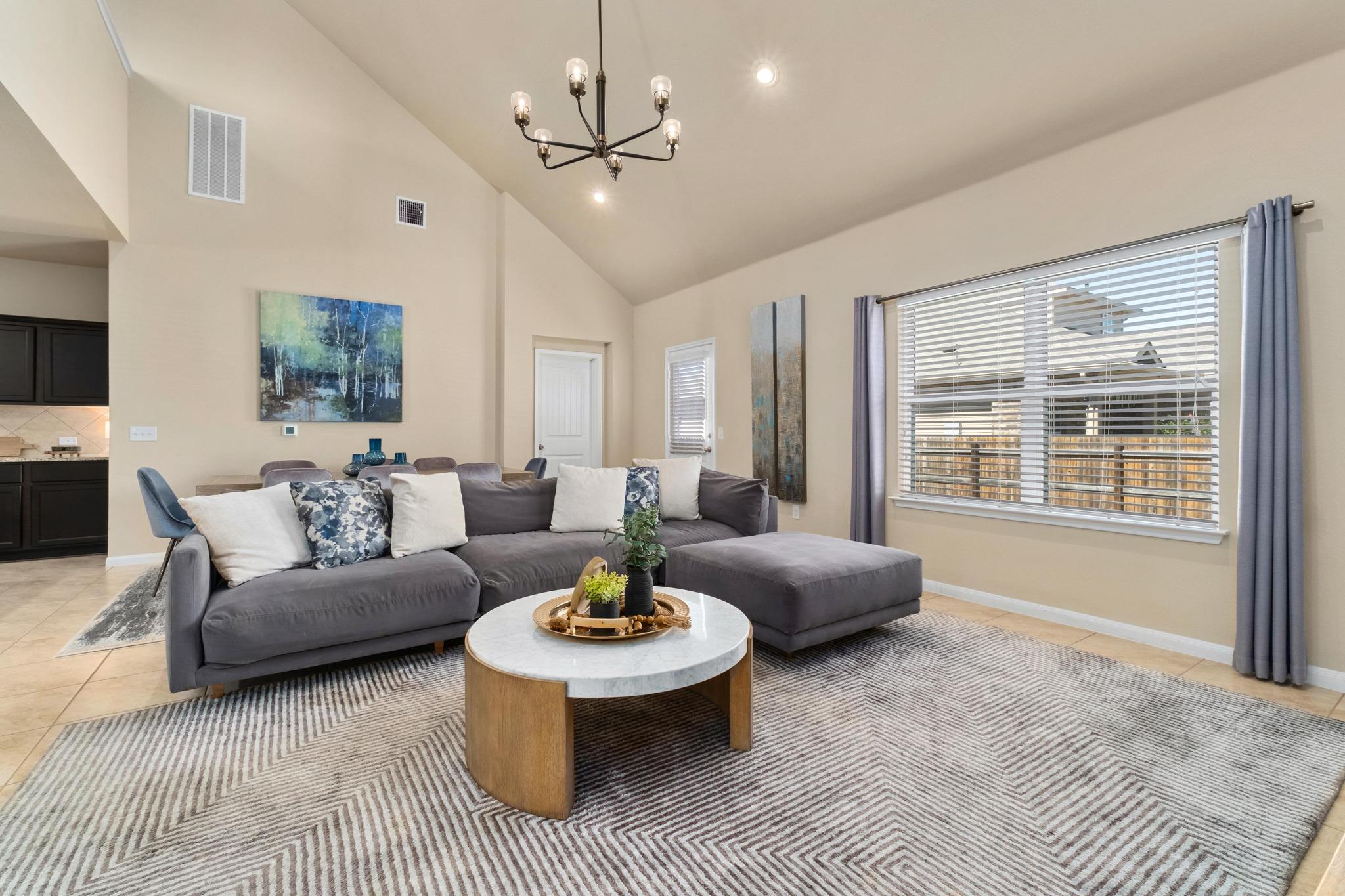 6516 Kauai Ln, Austin, TX 78744