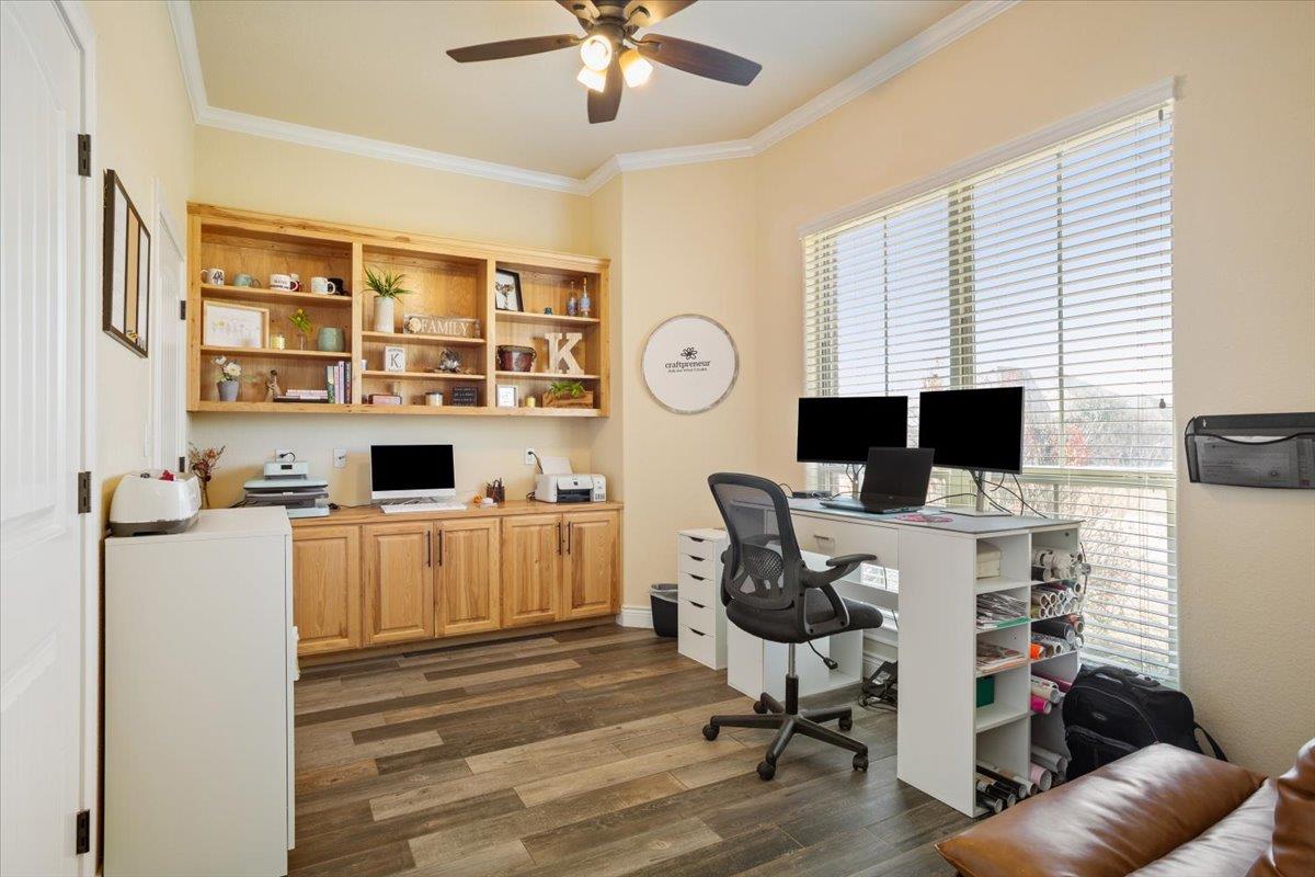 4002 Big Brooke Dr, Salado, TX 76571