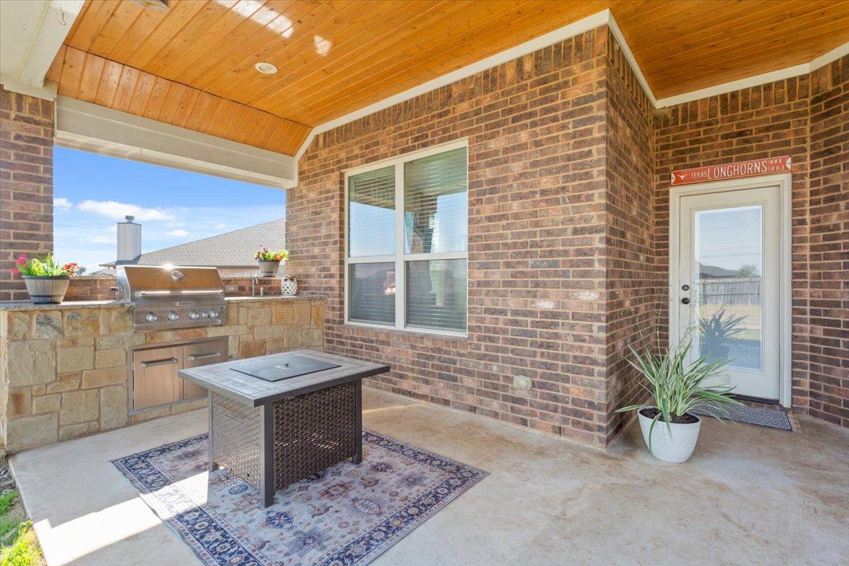 4002 Big Brooke Dr, Salado, TX 76571