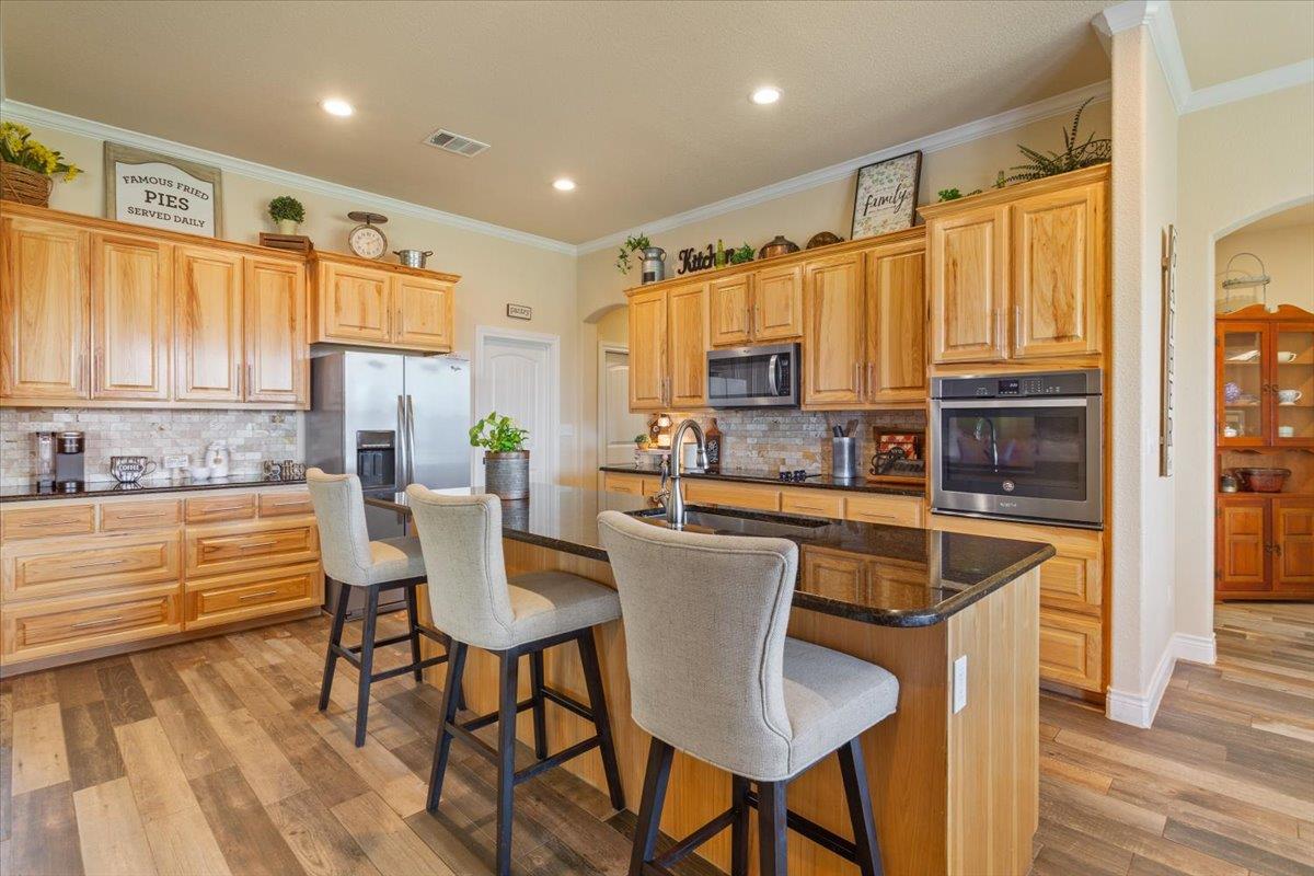 4002 Big Brooke Dr, Salado, TX 76571