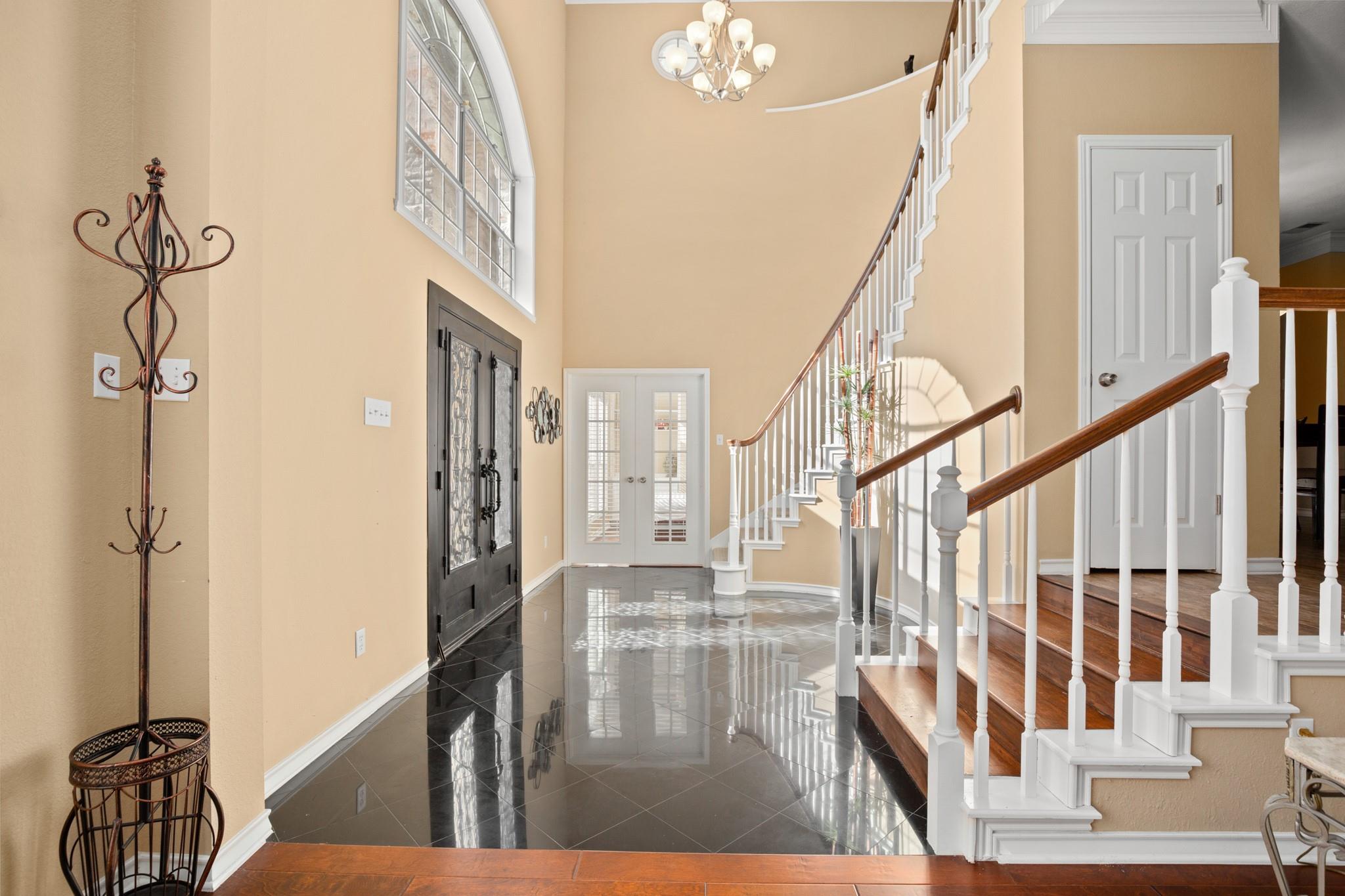 6108 Cape Coral Dr, Austin, TX 78746