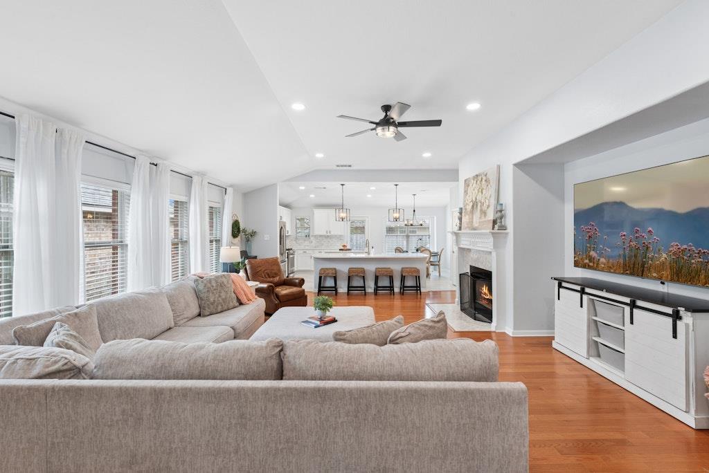 2709 Tumbling River Dr, Leander, TX 78641