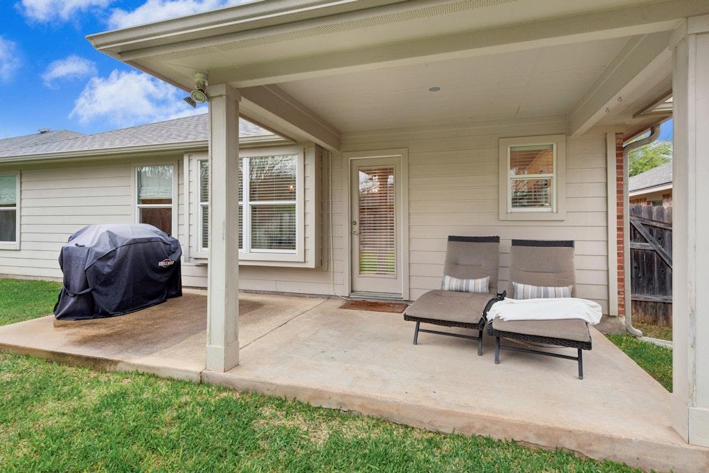 2709 Tumbling River Dr, Leander, TX 78641