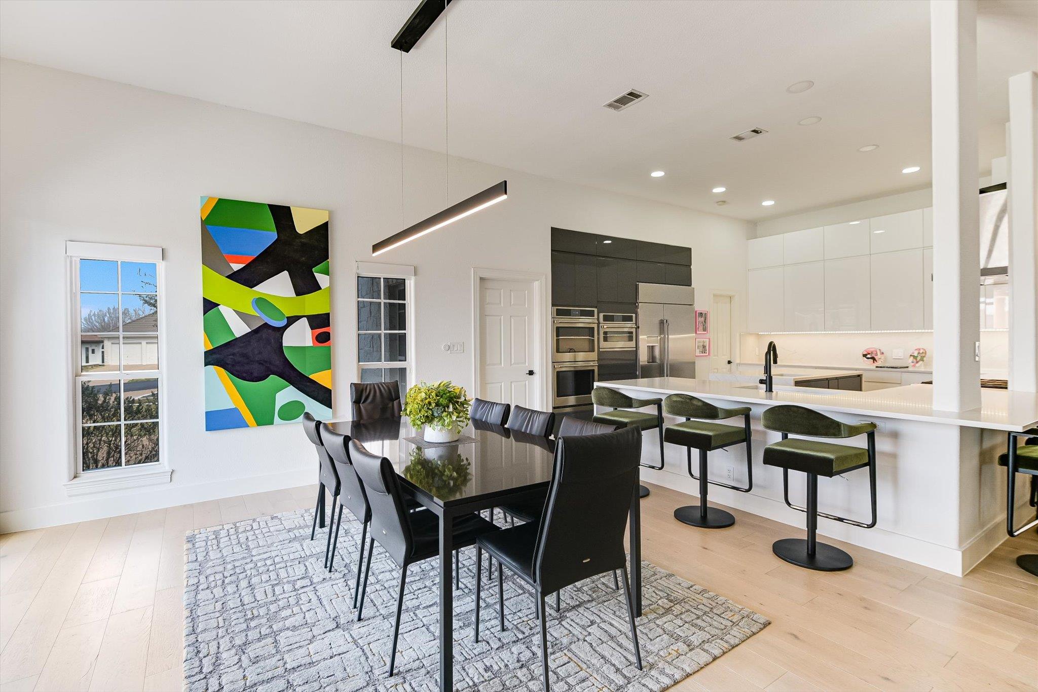 32 Wingreen Loop, The Hills, TX 78738