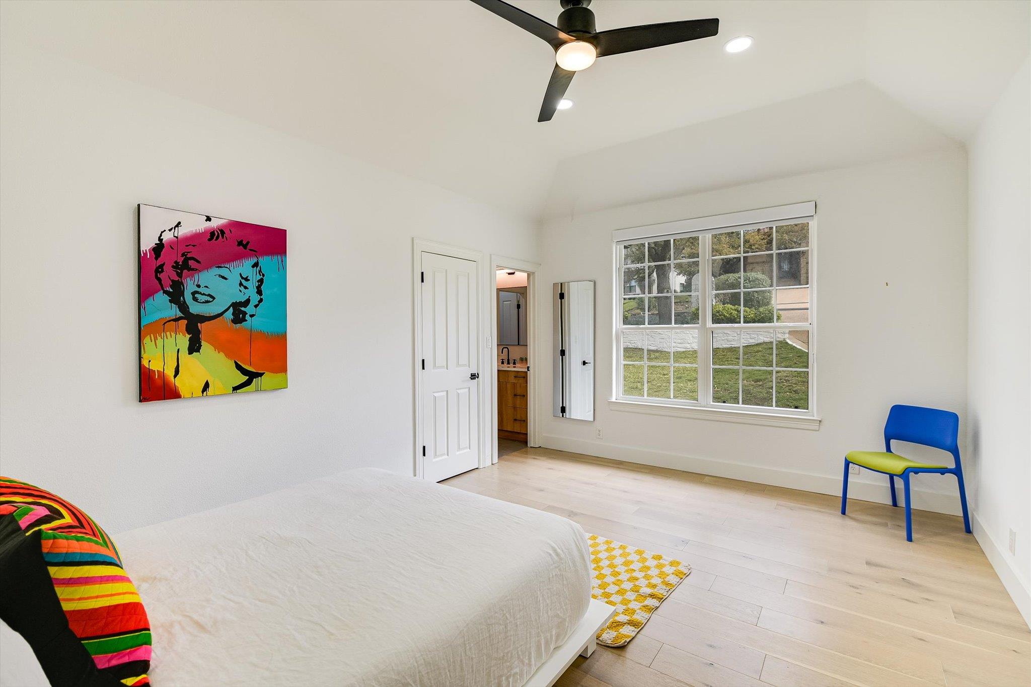 32 Wingreen Loop, The Hills, TX 78738