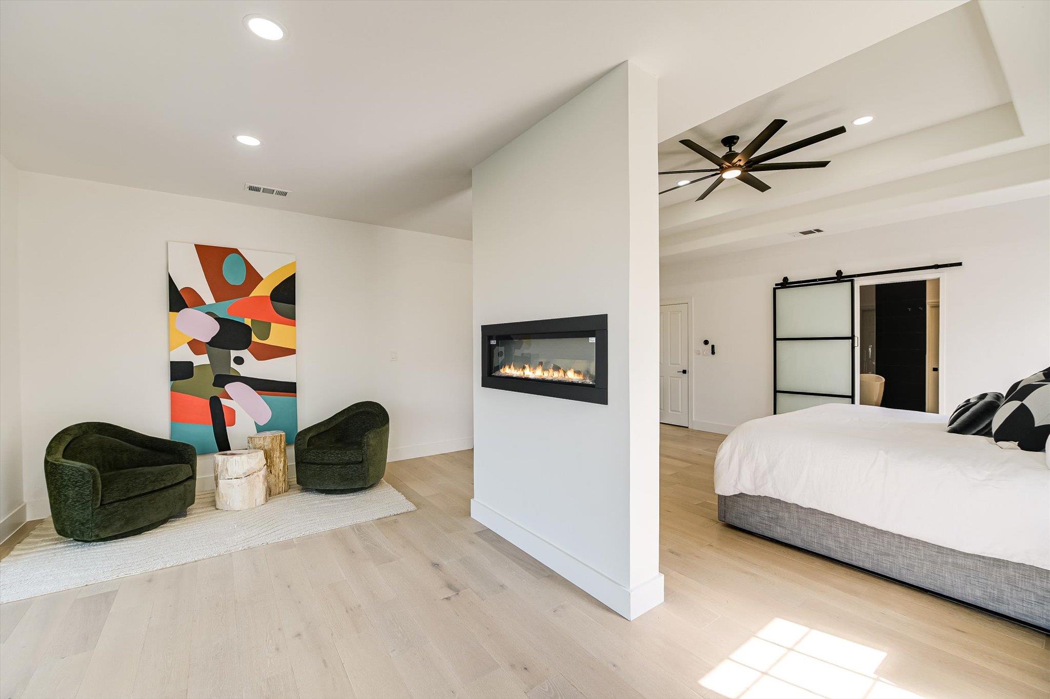 32 Wingreen Loop, The Hills, TX 78738