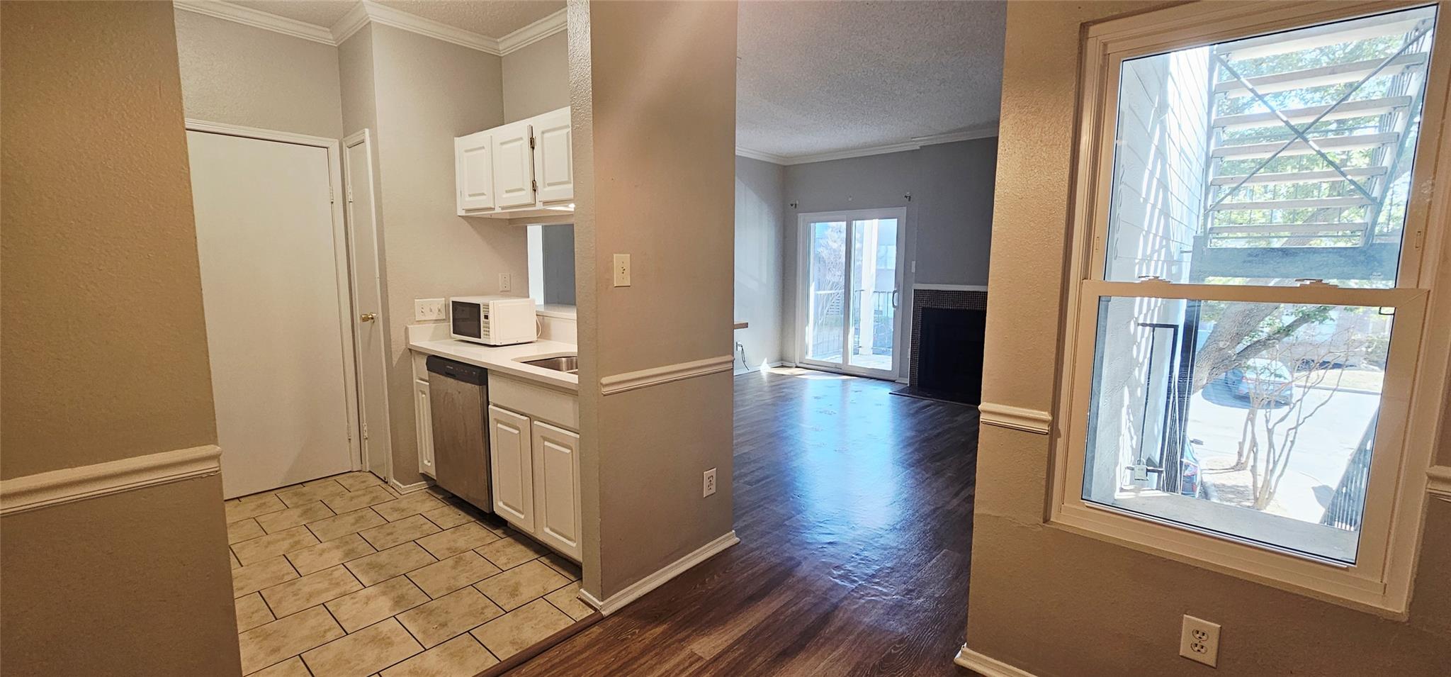 12166 Metric Blvd # 2006, Austin, TX 78758