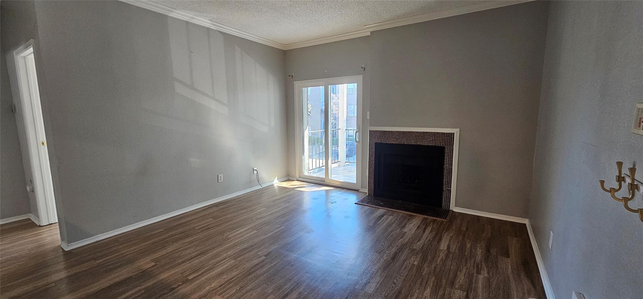 12166 Metric Blvd # 2006, Austin, TX 78758
