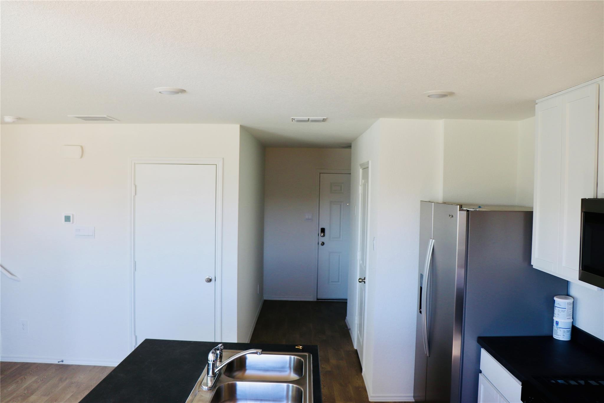 212 Bull Lake Cir, Buda, TX 78610