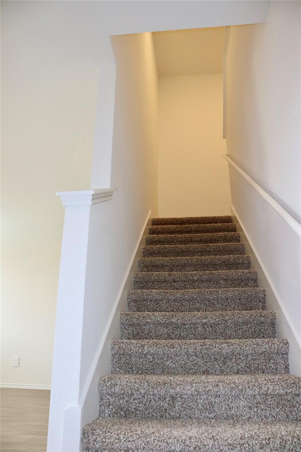 212 Bull Lake Cir, Buda, TX 78610