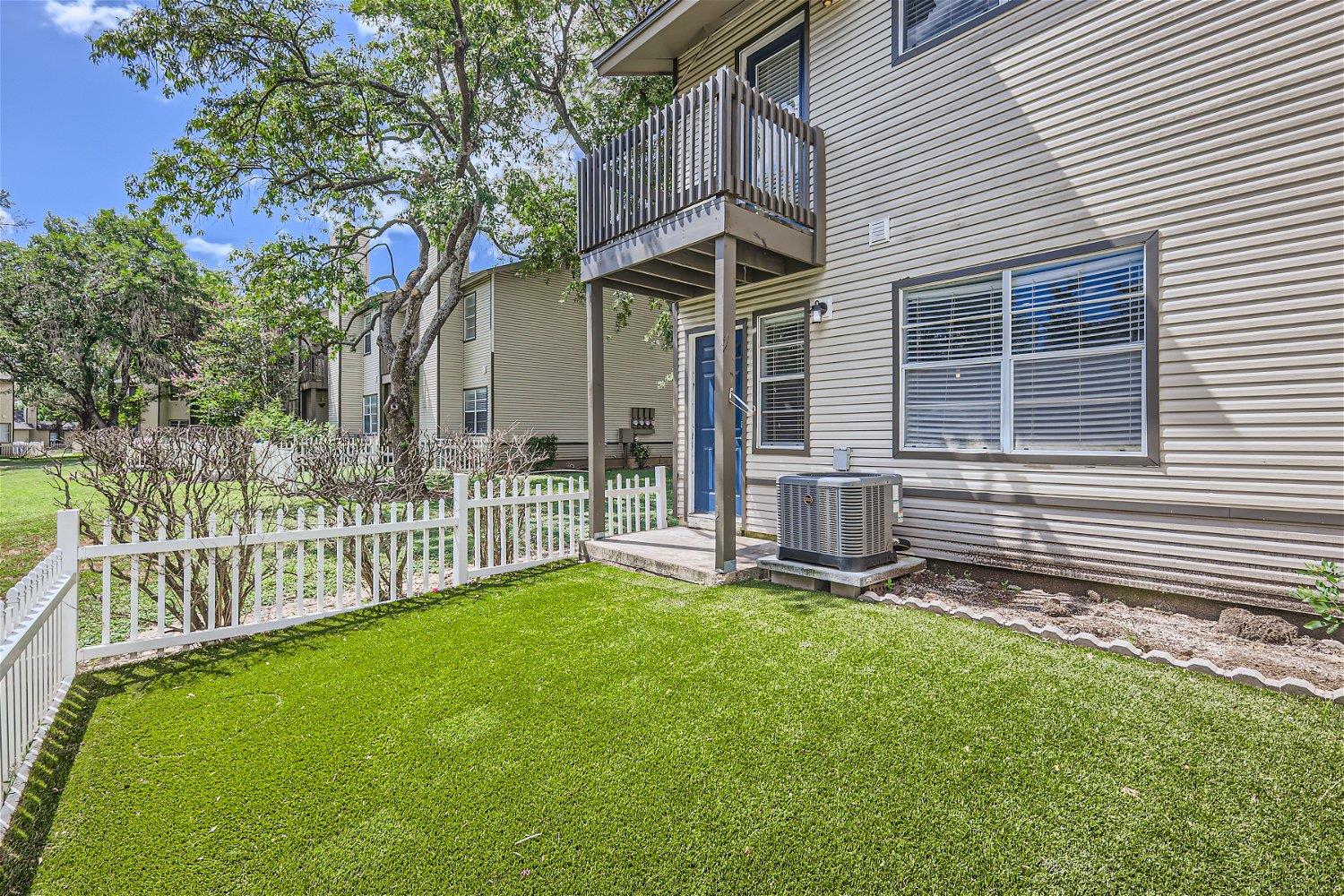 1830 River Crossing Cir # D, Austin, TX 78741