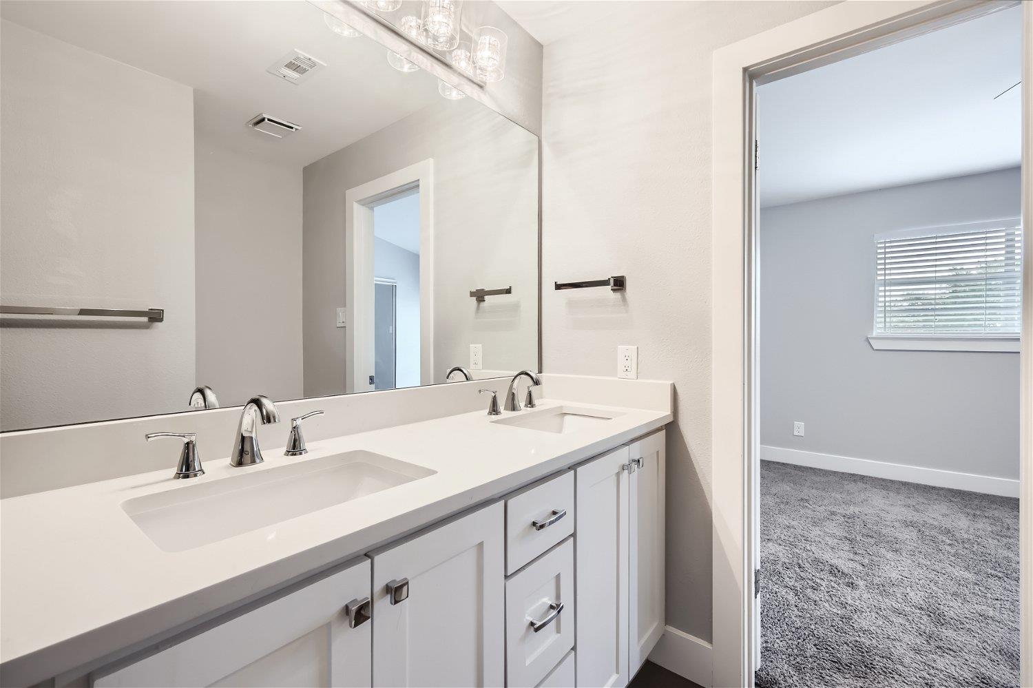 1830 River Crossing Cir # D, Austin, TX 78741