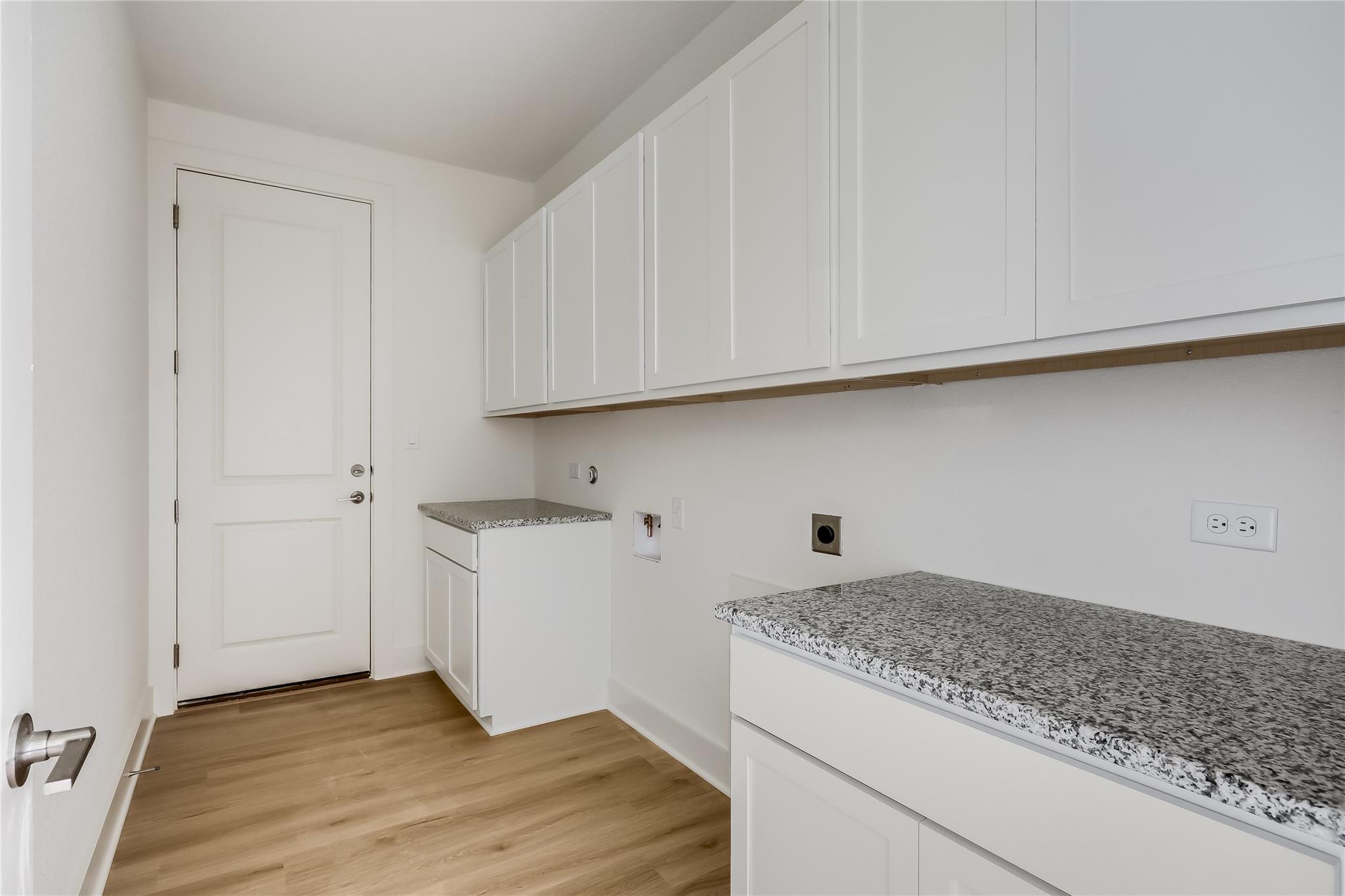 4005 Rockpark Cir, Lago Vista, TX 78645