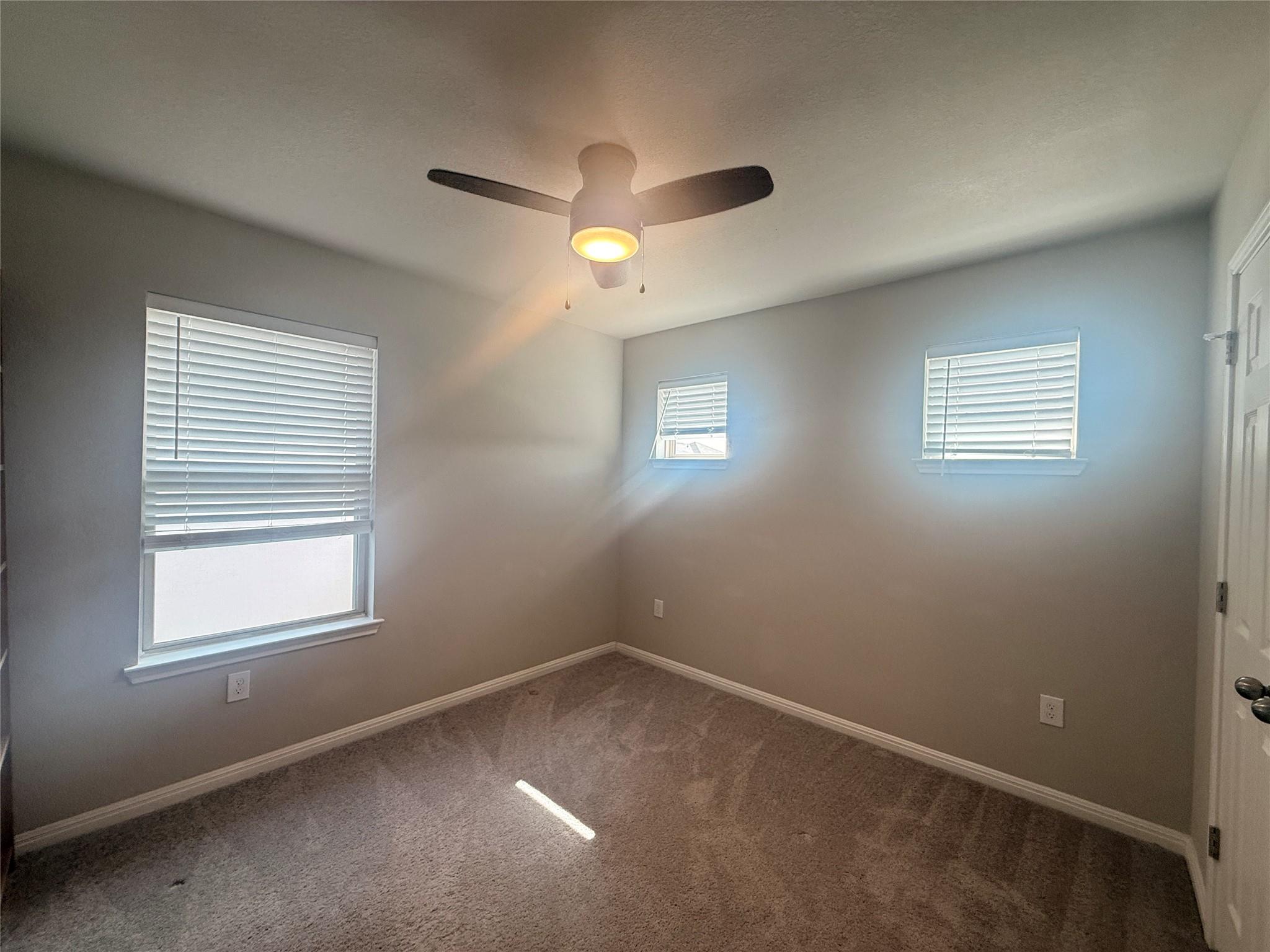 109 Munk Ln, Leander, TX 78641