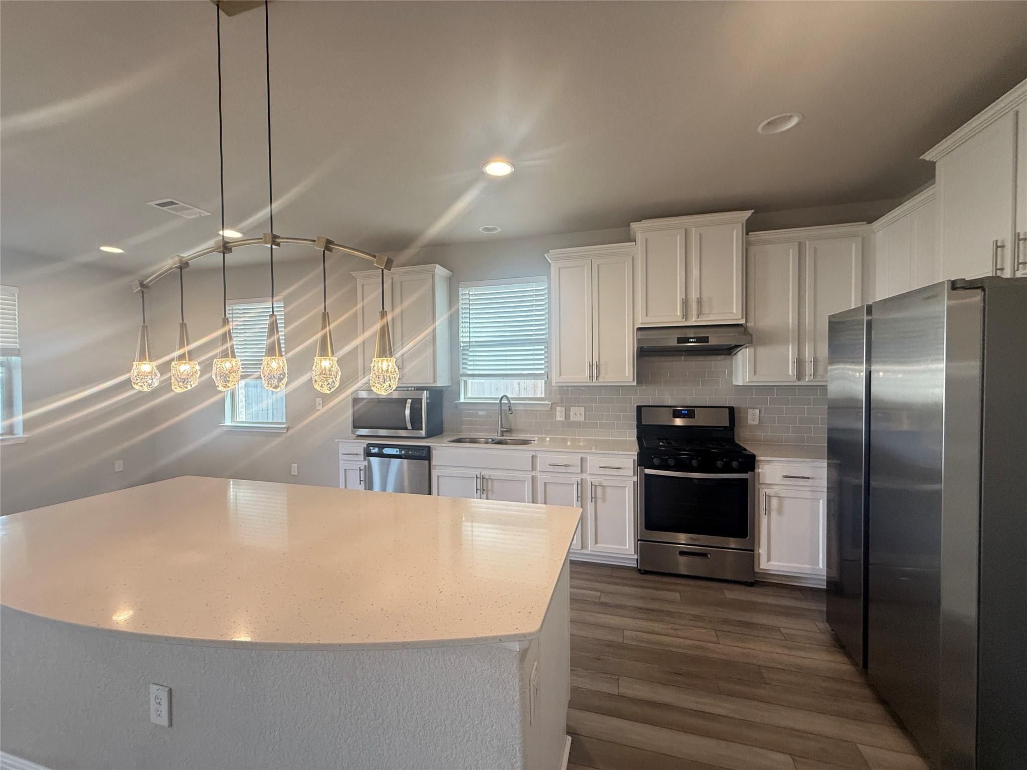 109 Munk Ln, Leander, TX 78641