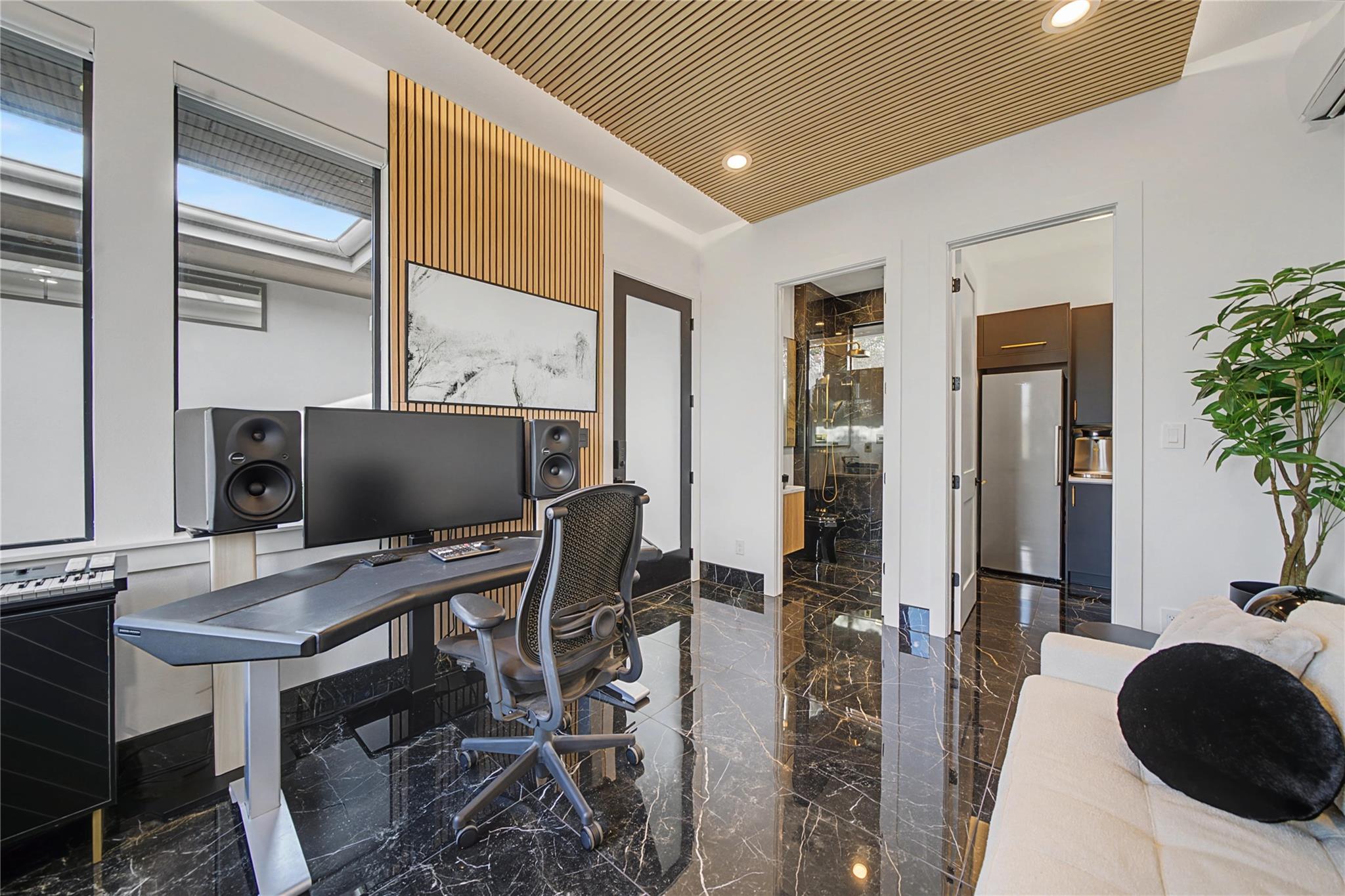 4608 Vista Estates Ct, Spicewood, TX 78669