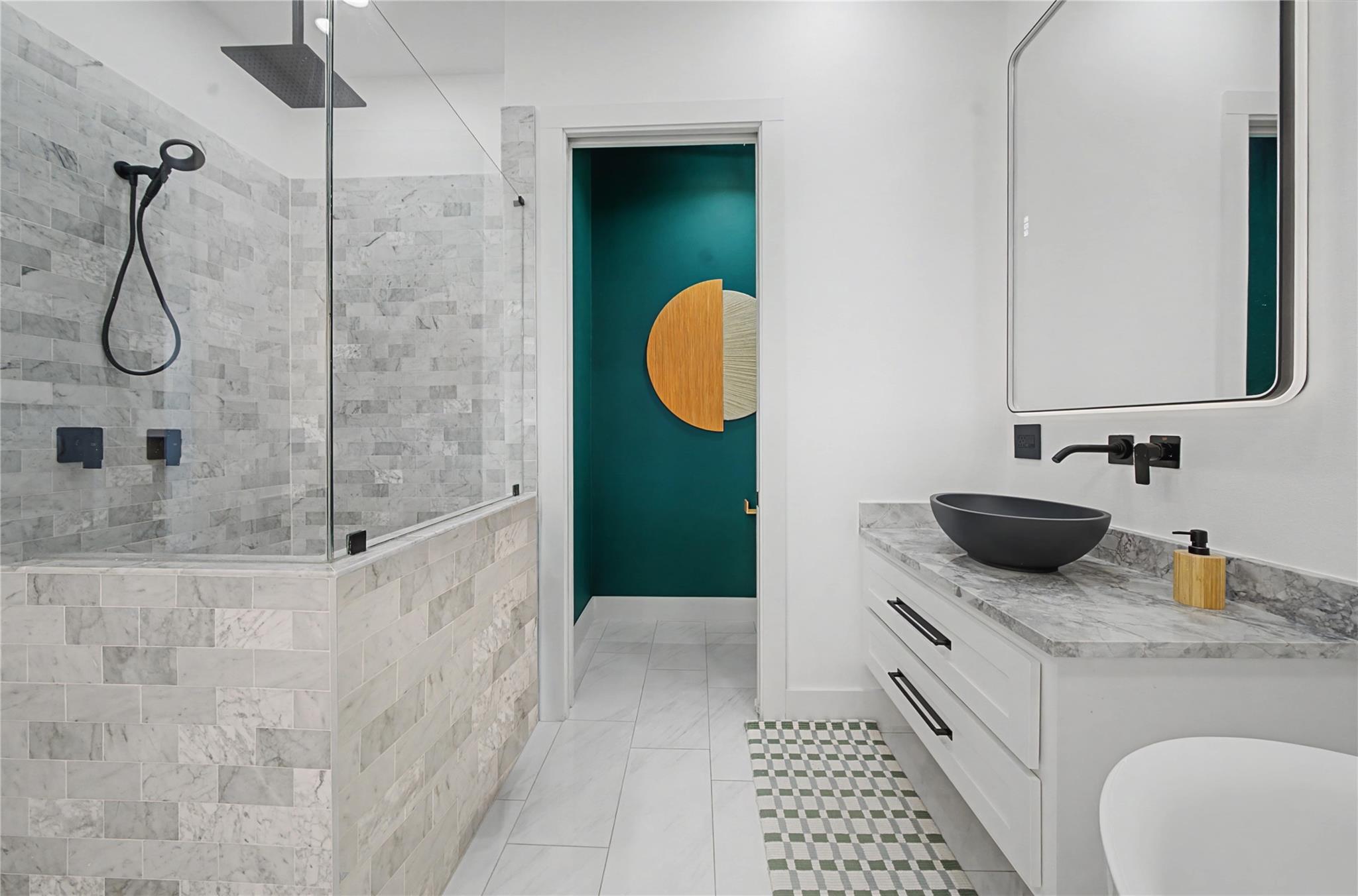 4608 Vista Estates Ct, Spicewood, TX 78669