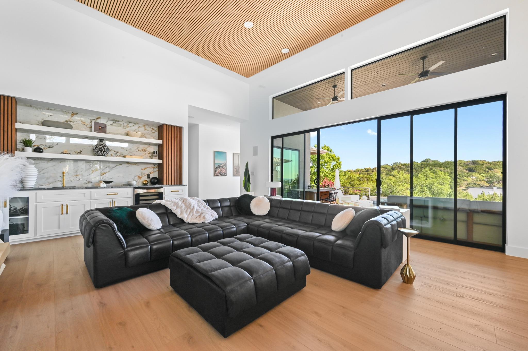 4608 Vista Estates Ct, Spicewood, TX 78669