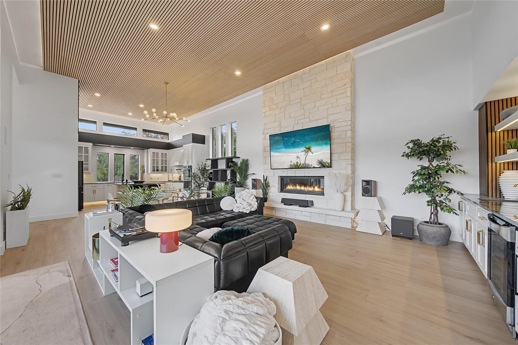 4608 Vista Estates Ct, Spicewood, TX 78669