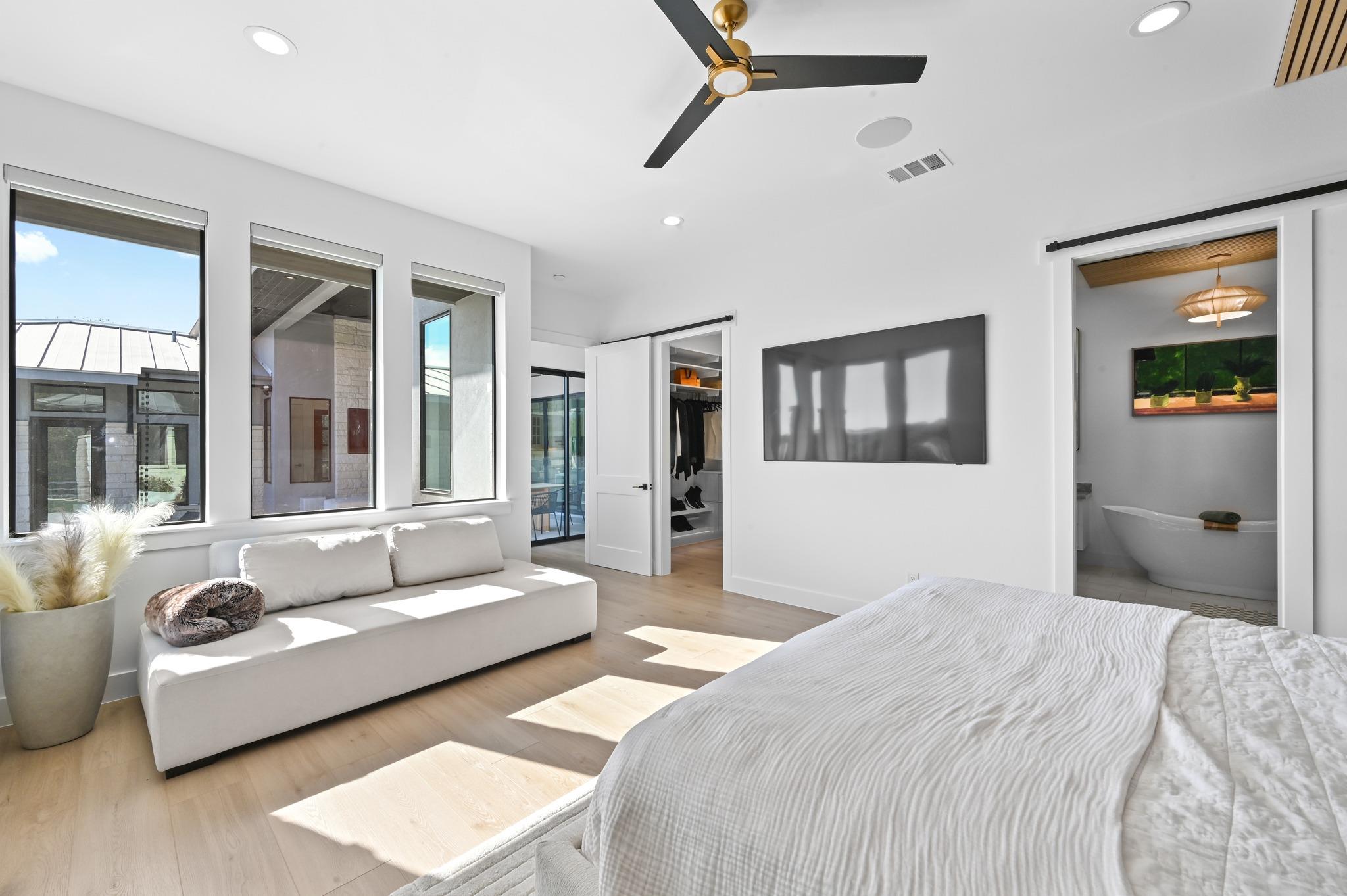 4608 Vista Estates Ct, Spicewood, TX 78669