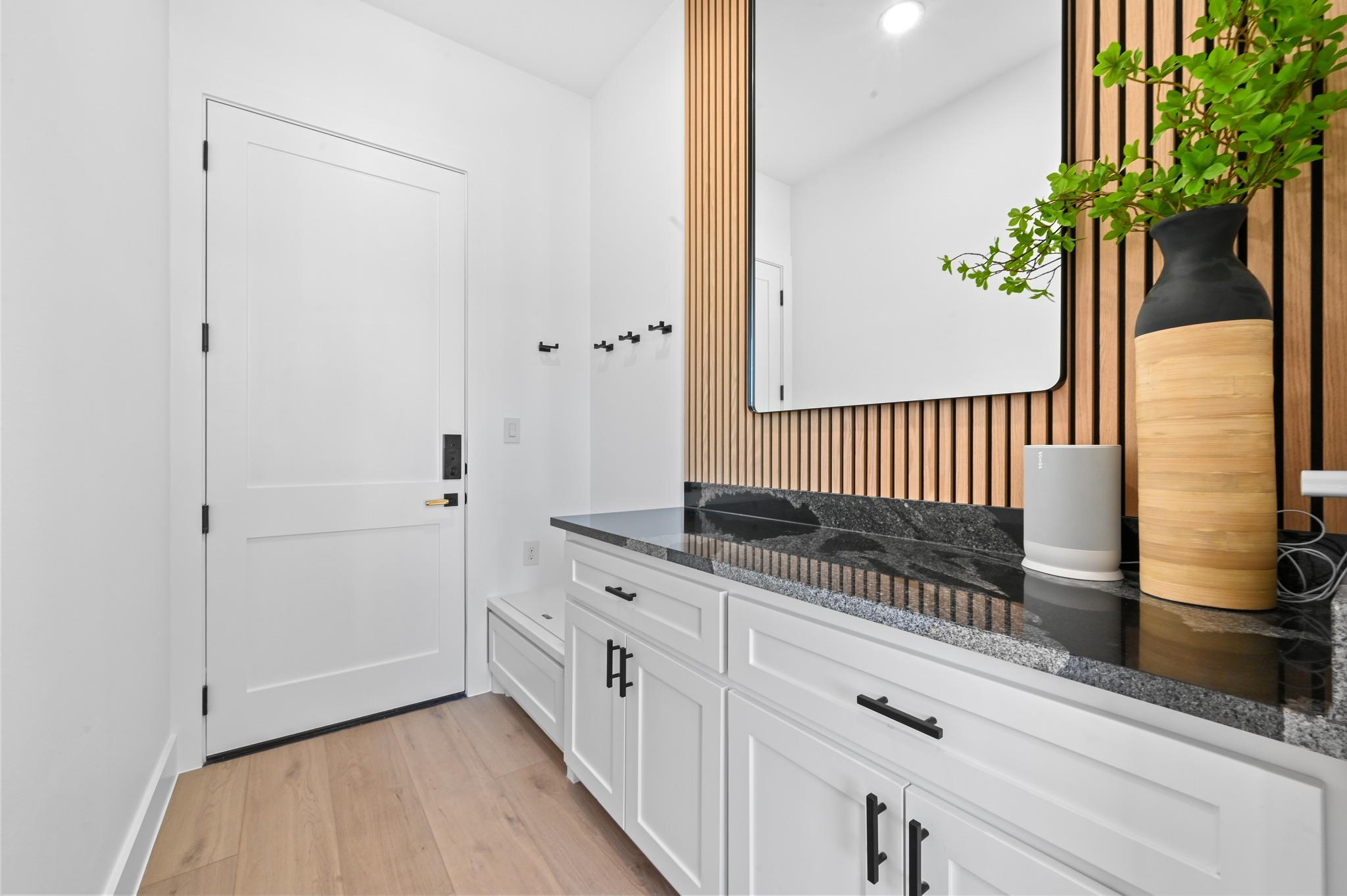 4608 Vista Estates Ct, Spicewood, TX 78669