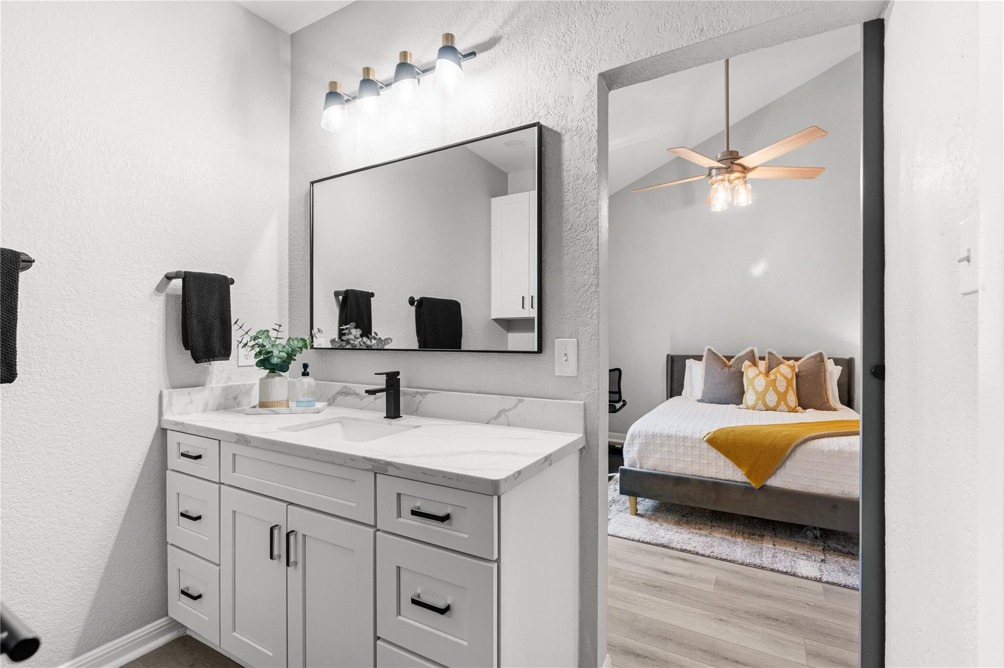 6501 Brush Country Rd # 137, Austin, TX 78749