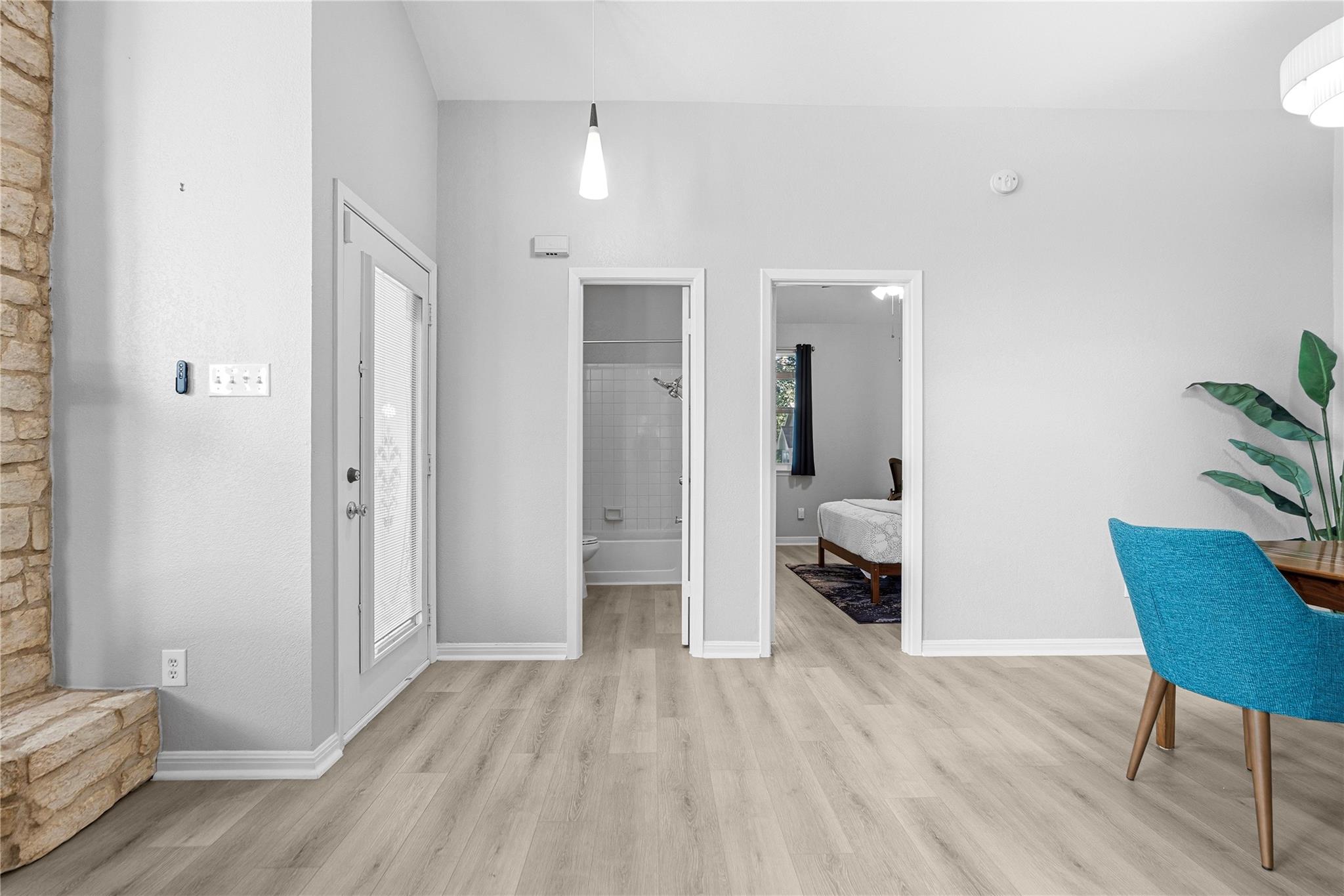 6501 Brush Country Rd # 137, Austin, TX 78749