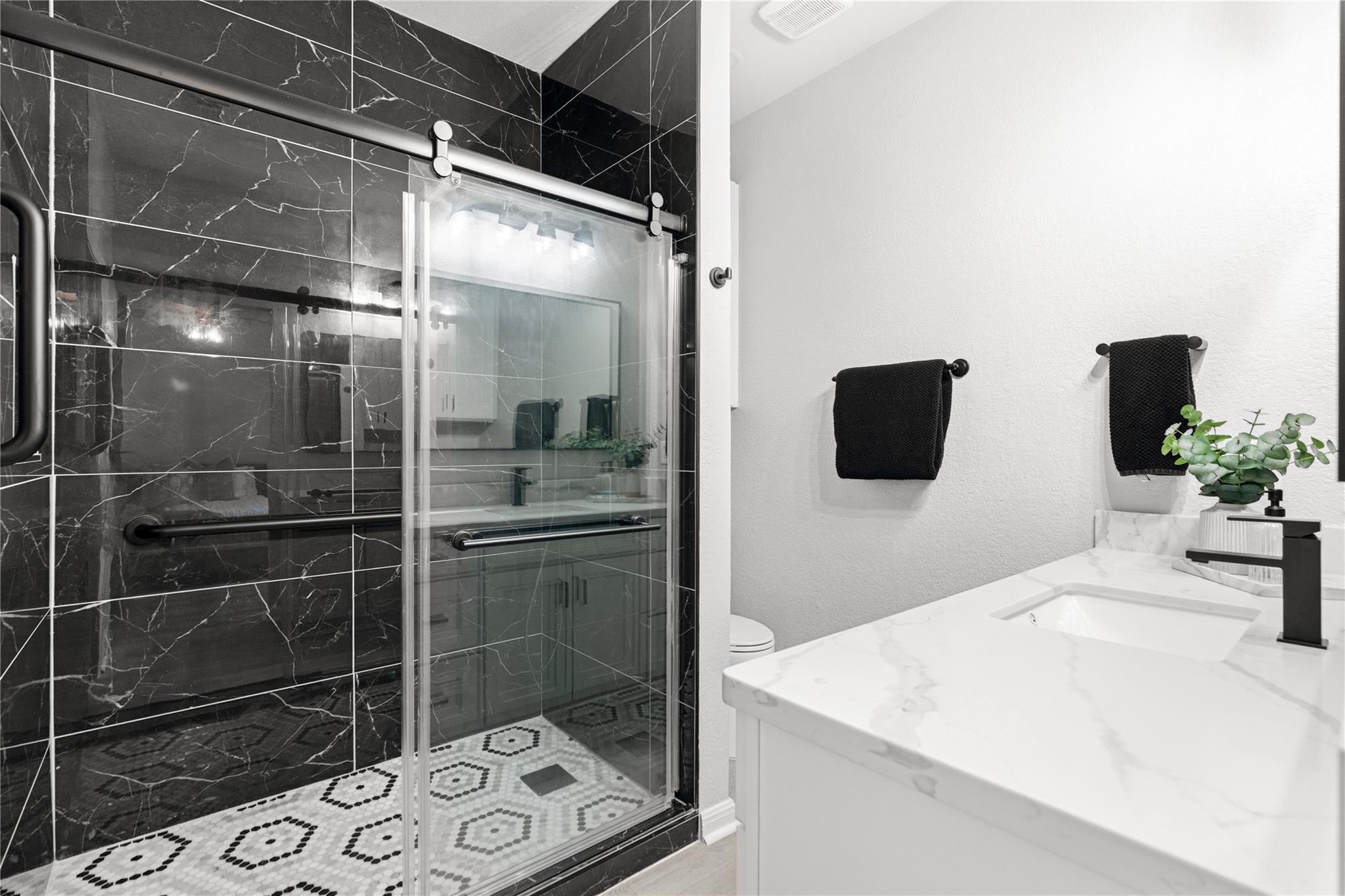 6501 Brush Country Rd # 137, Austin, TX 78749