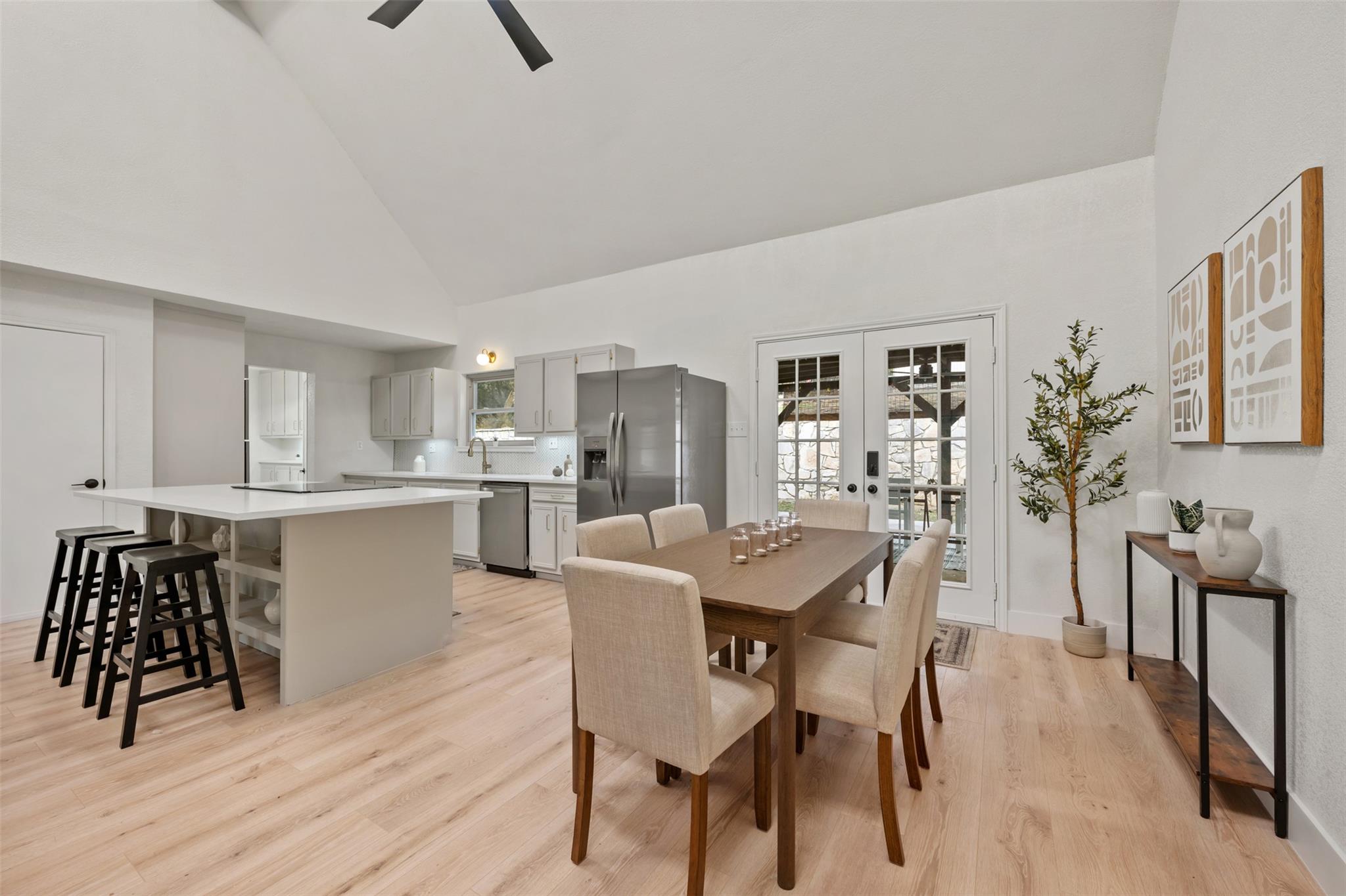 1218 County Road 132B, Kingsland, TX 78639