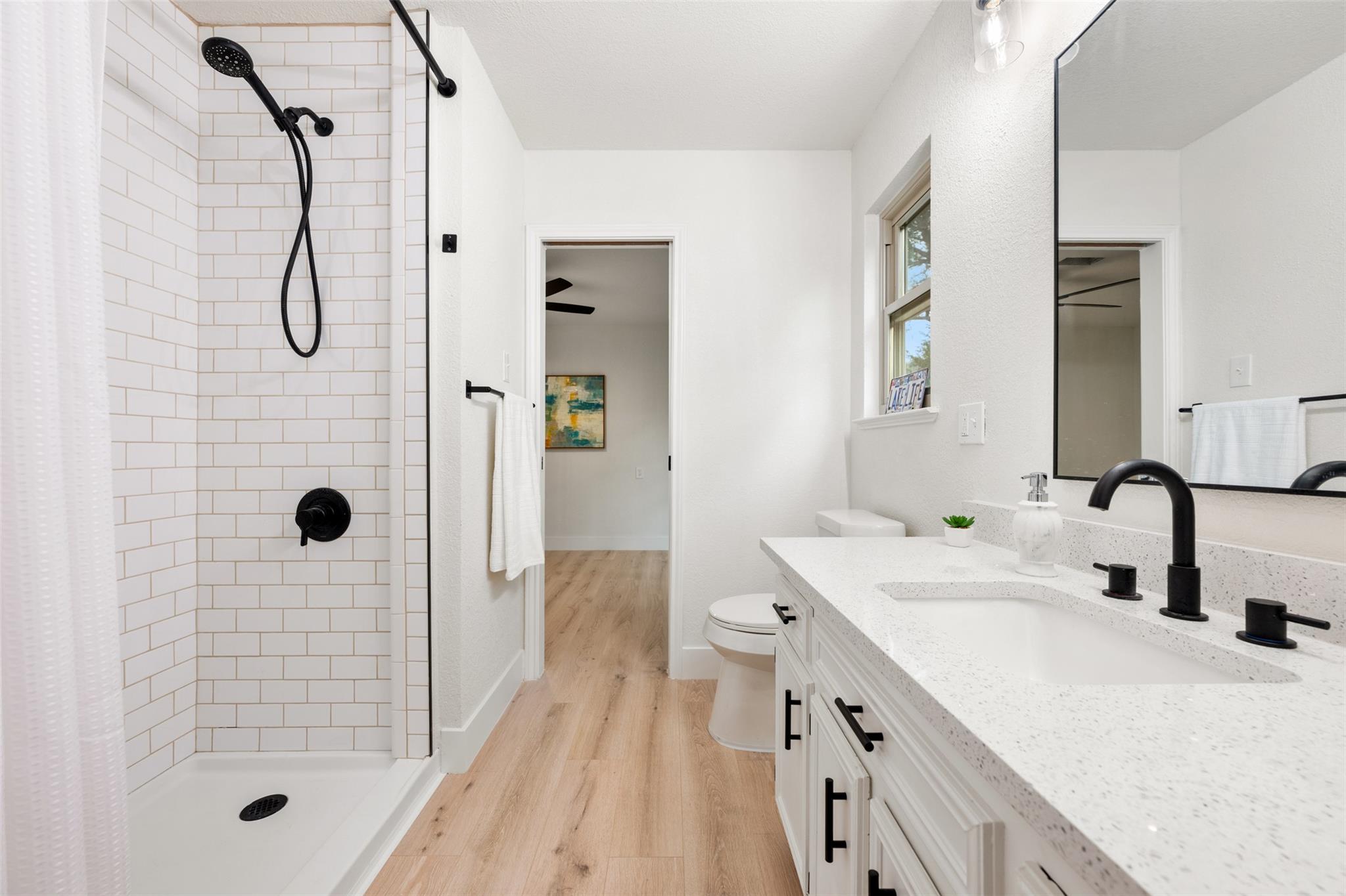 1218 County Road 132B, Kingsland, TX 78639