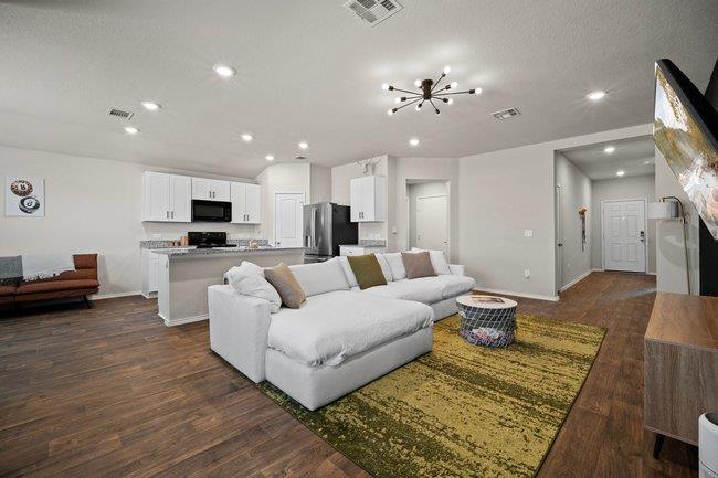 6008 Montrelia Dr, Austin, TX 78724