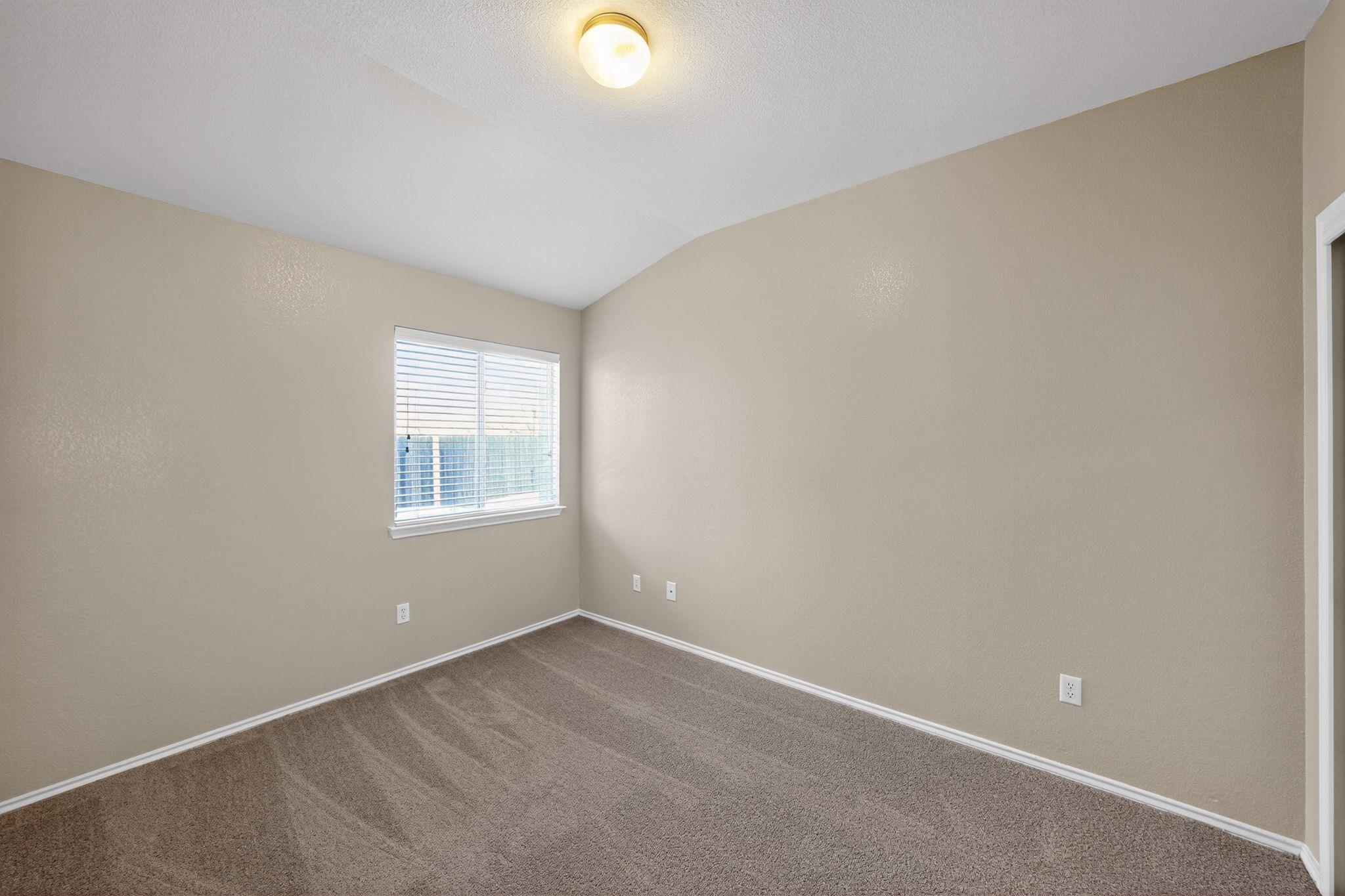 1007 Gentry Dr, Leander, TX 78641