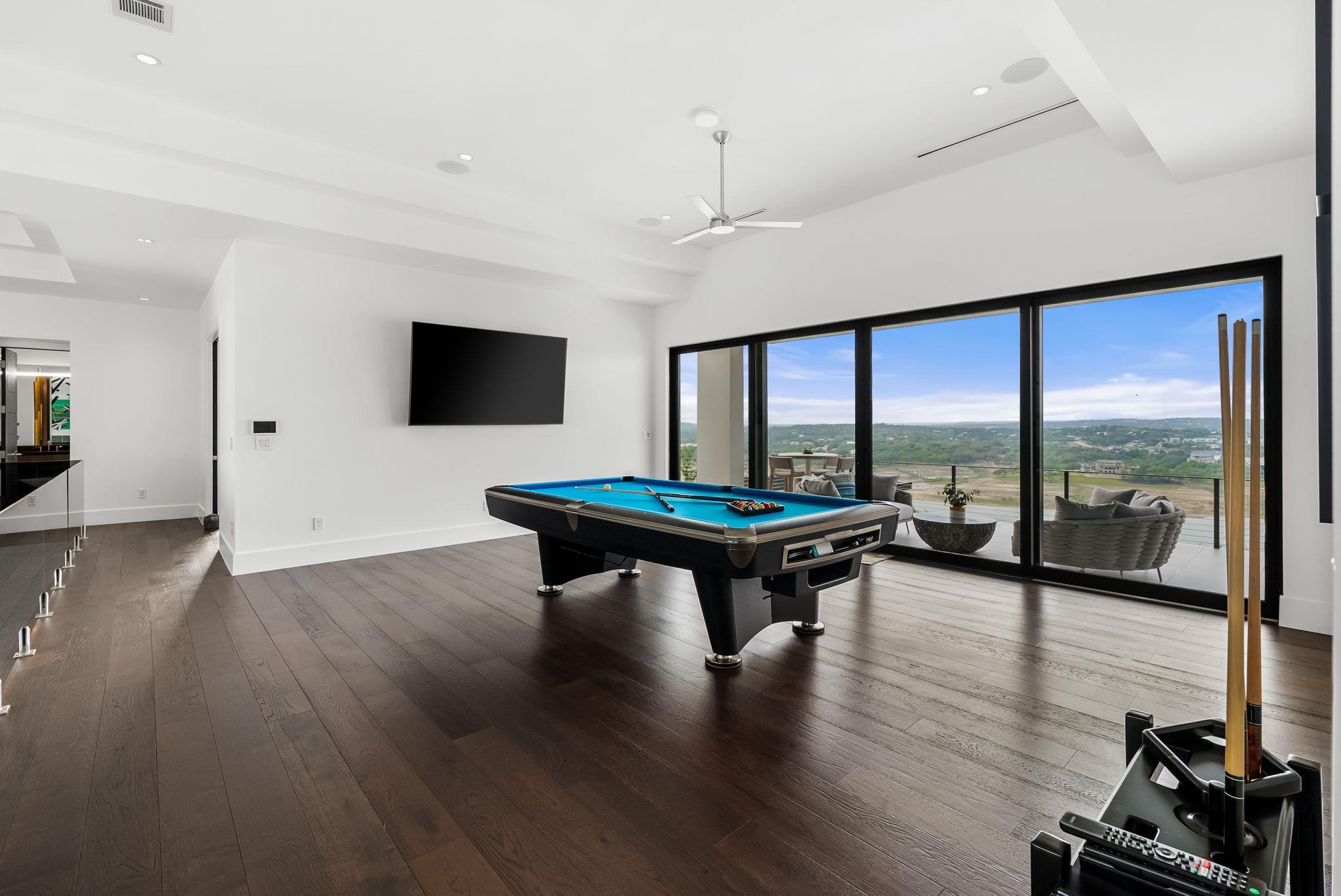 912 Watercliffe, Lago Vista, TX 78645