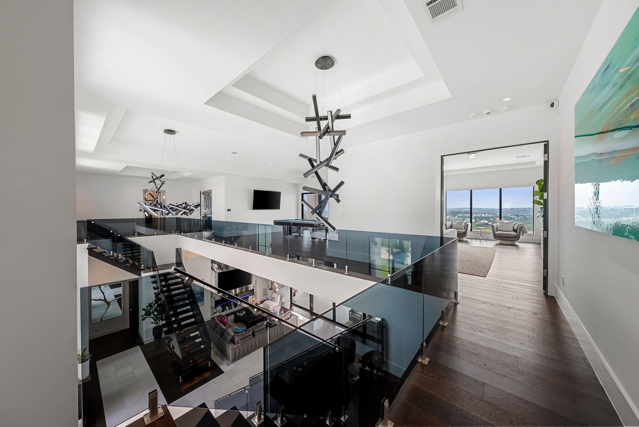 912 Watercliffe, Lago Vista, TX 78645