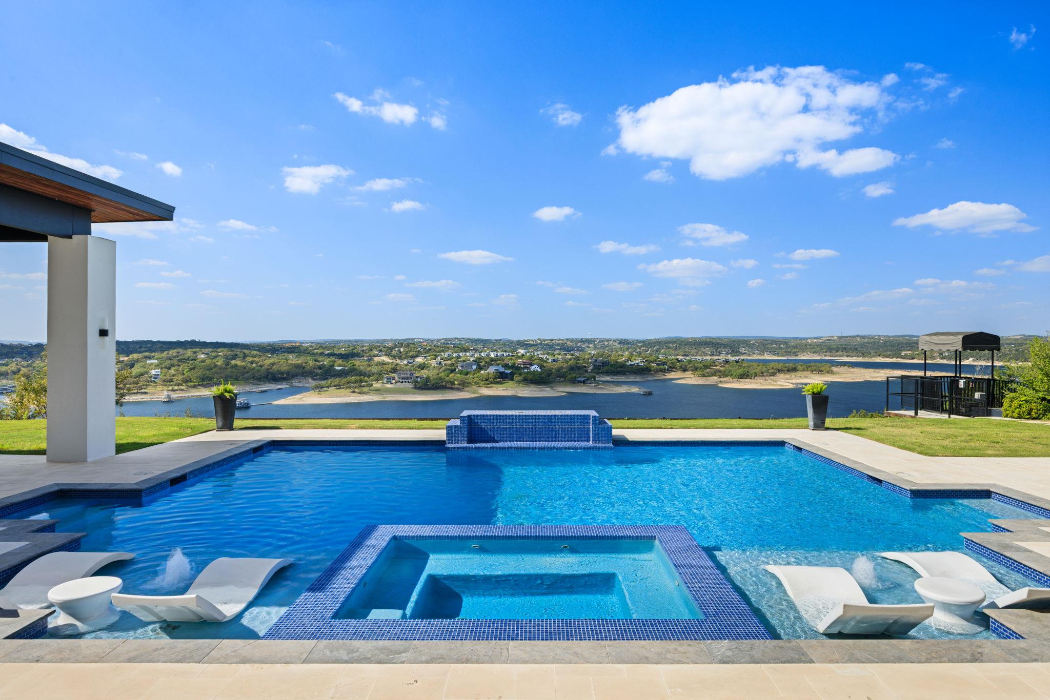 912 Watercliffe, Lago Vista, TX 78645