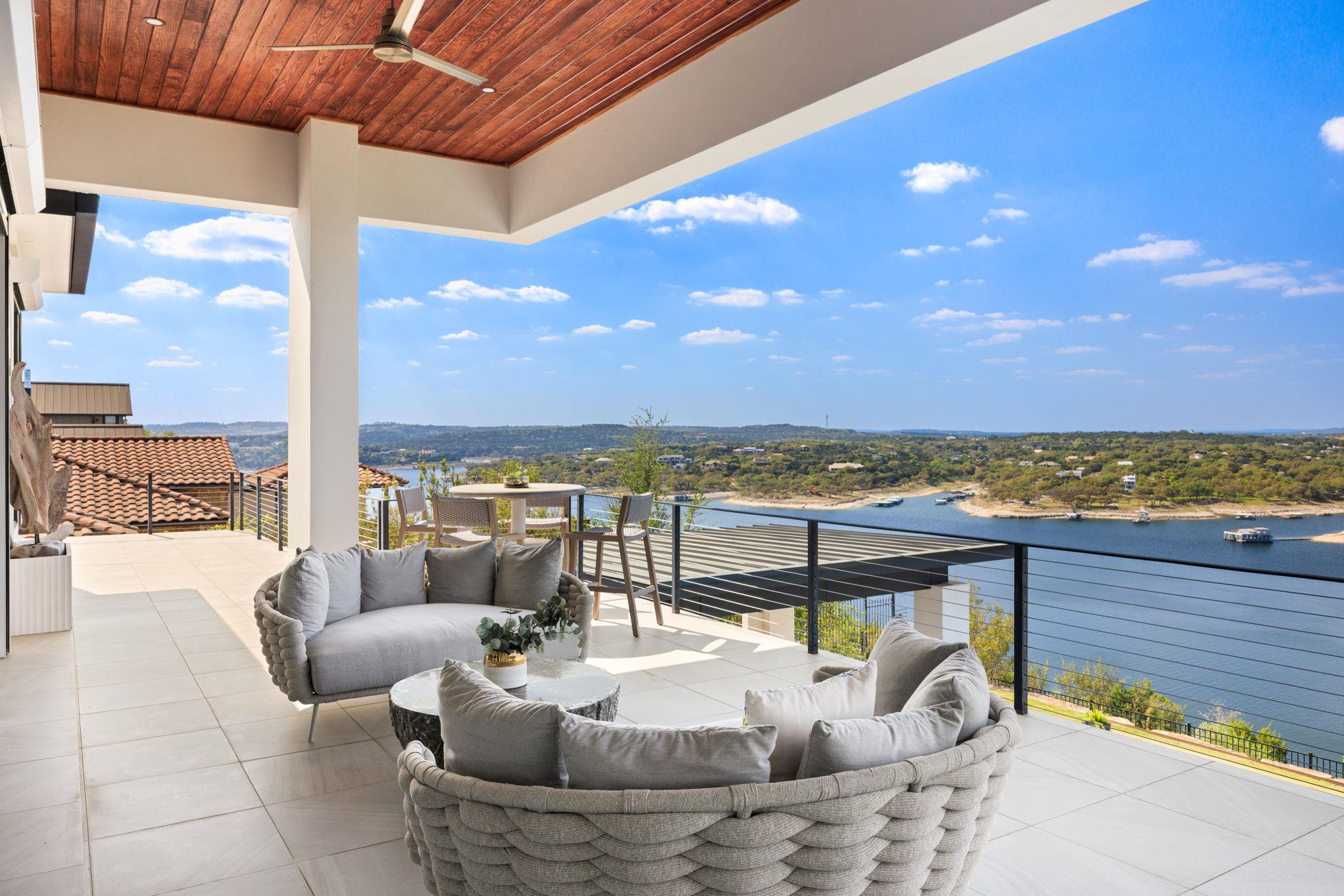 912 Watercliffe, Lago Vista, TX 78645