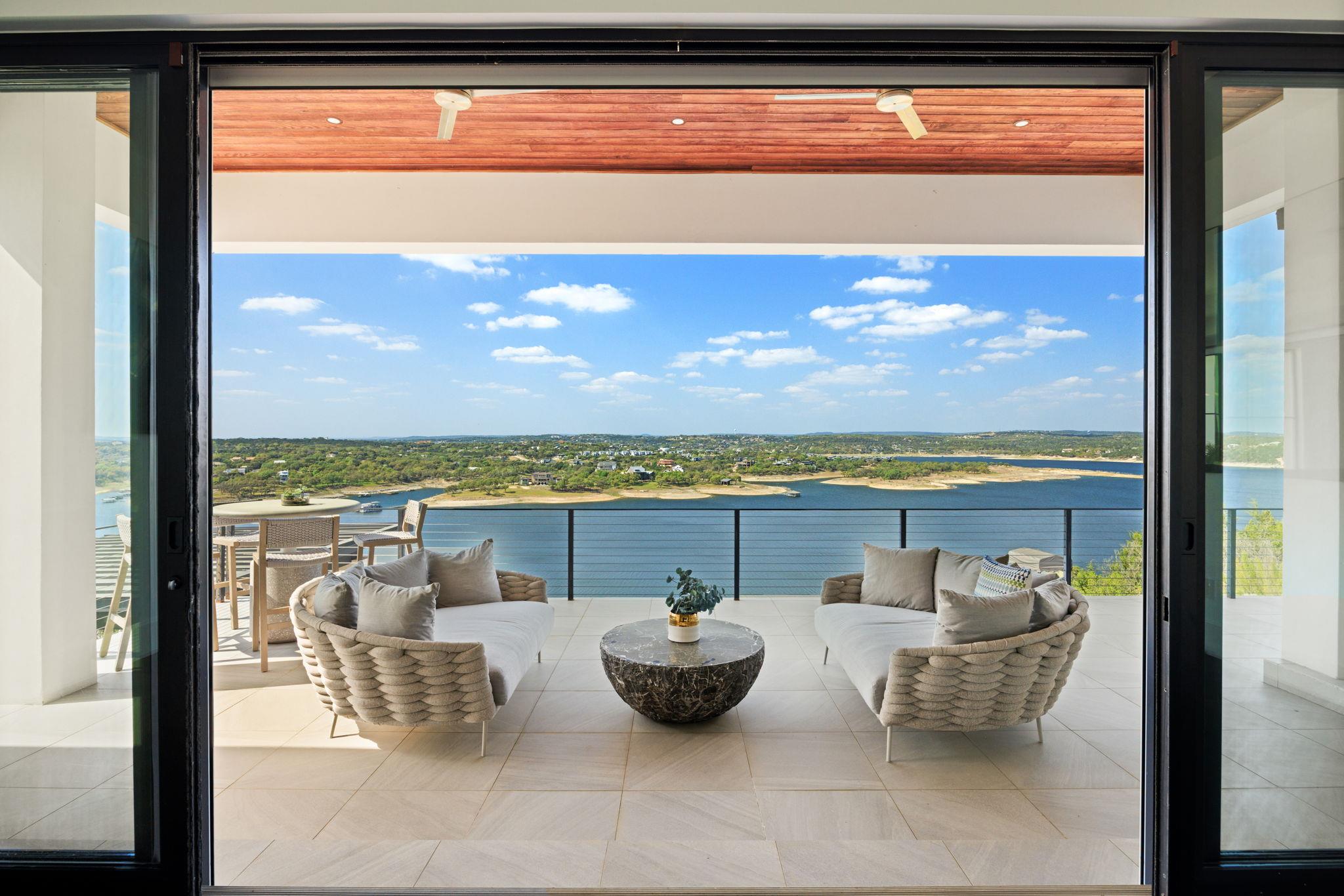 912 Watercliffe, Lago Vista, TX 78645