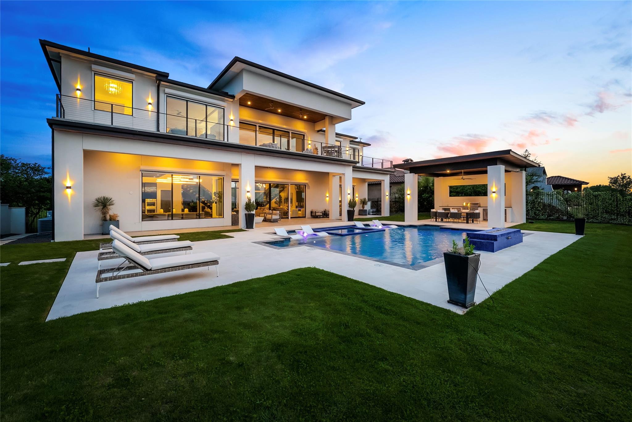 912 Watercliffe, Lago Vista, TX 78645