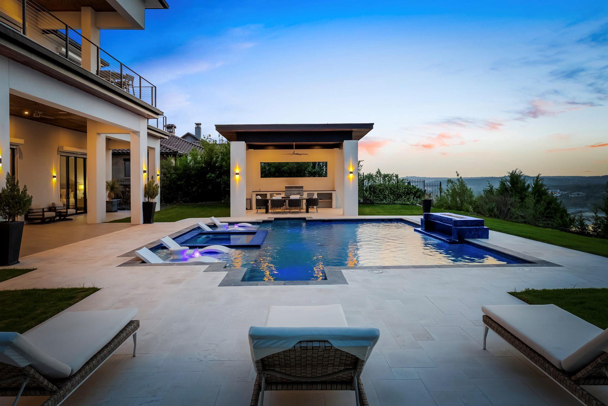 912 Watercliffe, Lago Vista, TX 78645