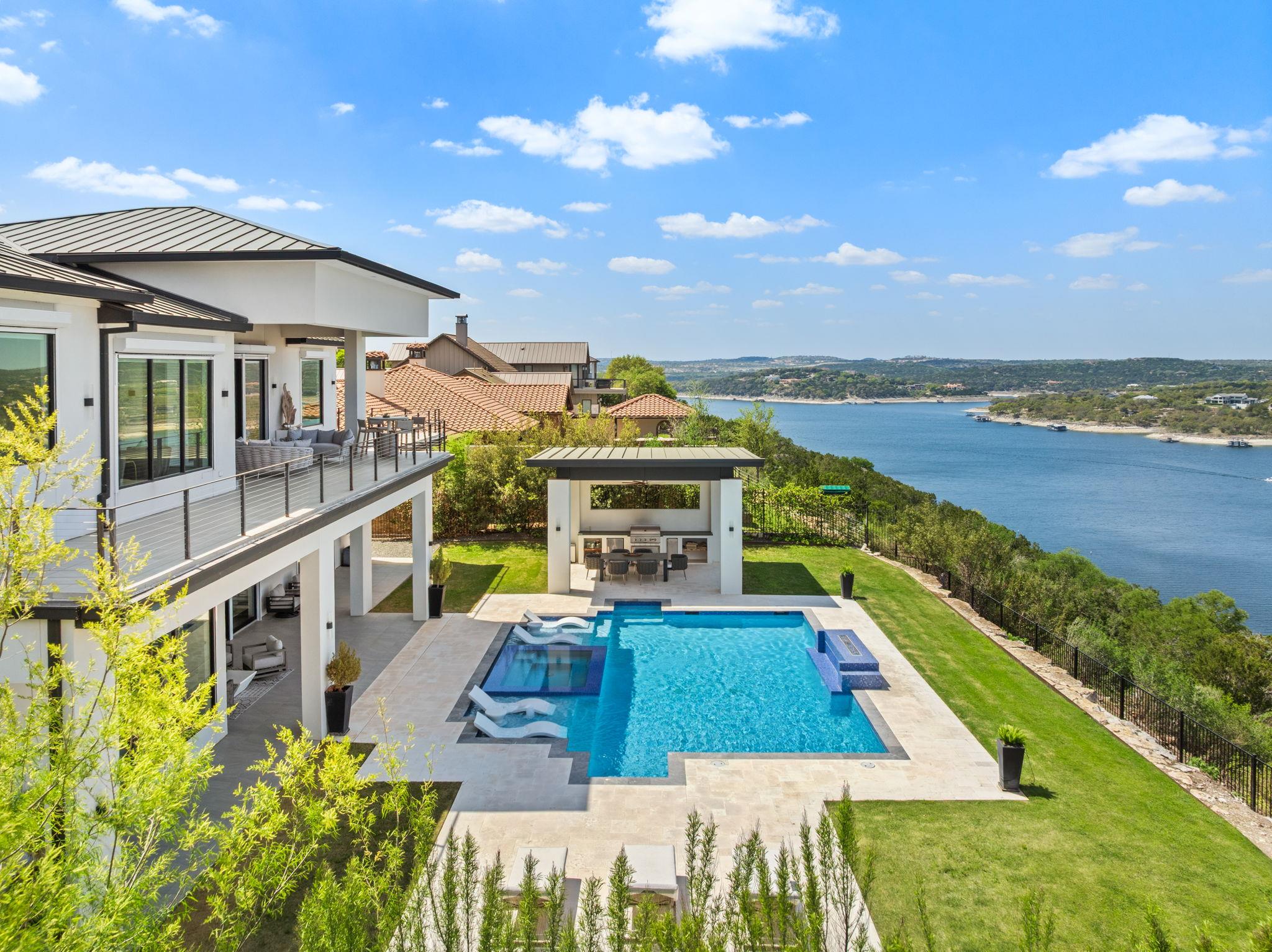 912 Watercliffe, Lago Vista, TX 78645