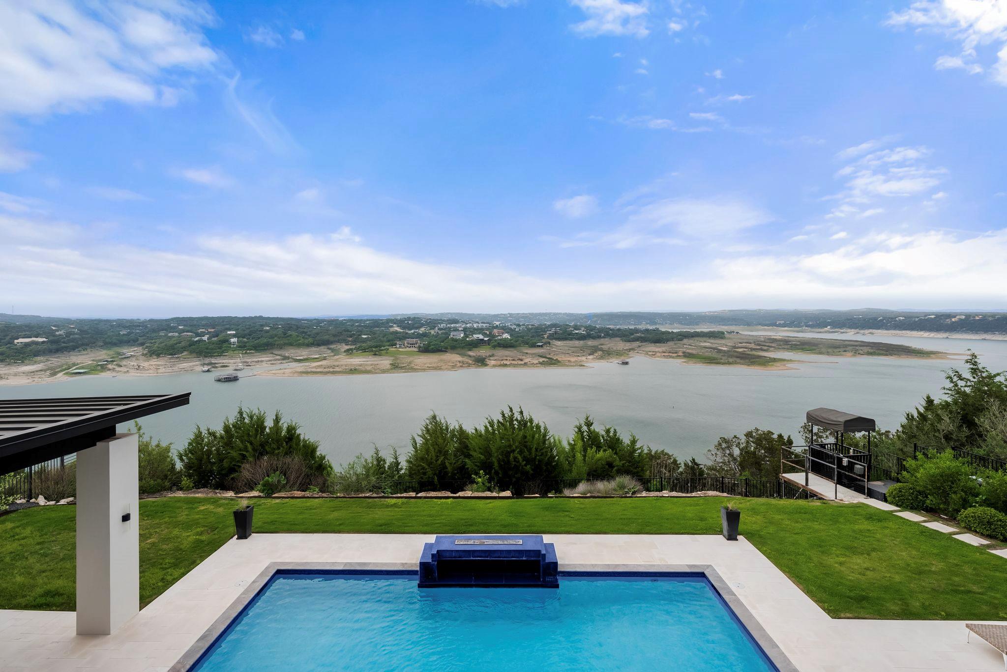 912 Watercliffe, Lago Vista, TX 78645